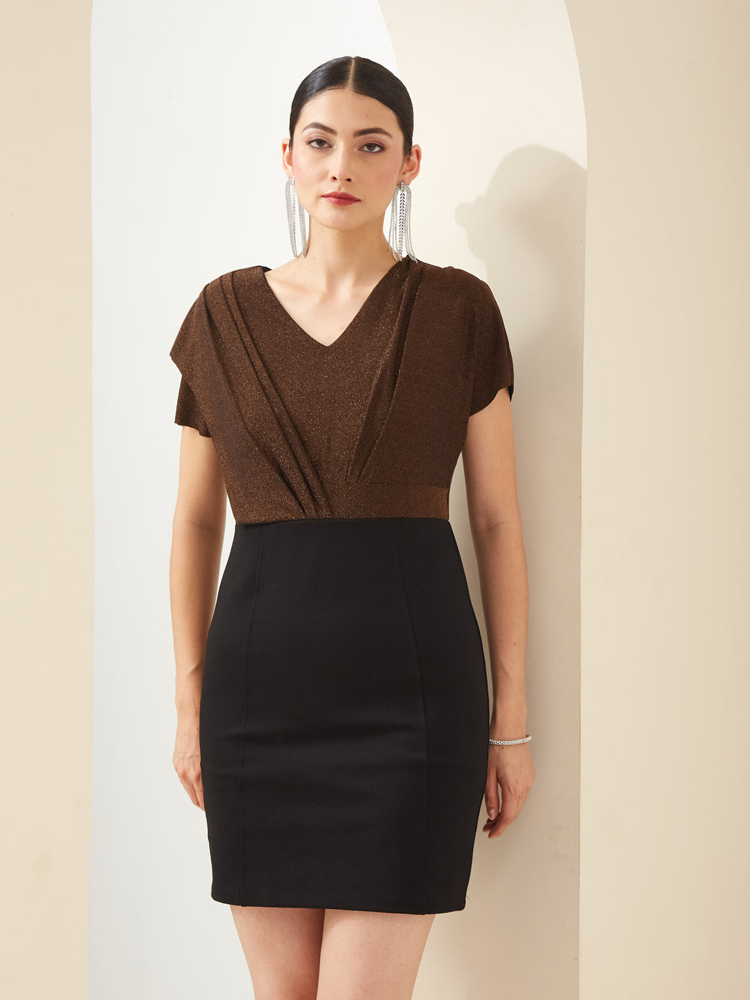 Latin Quarters Women Black V- Neck Short Sleeves Bodycon Solid Party Dress