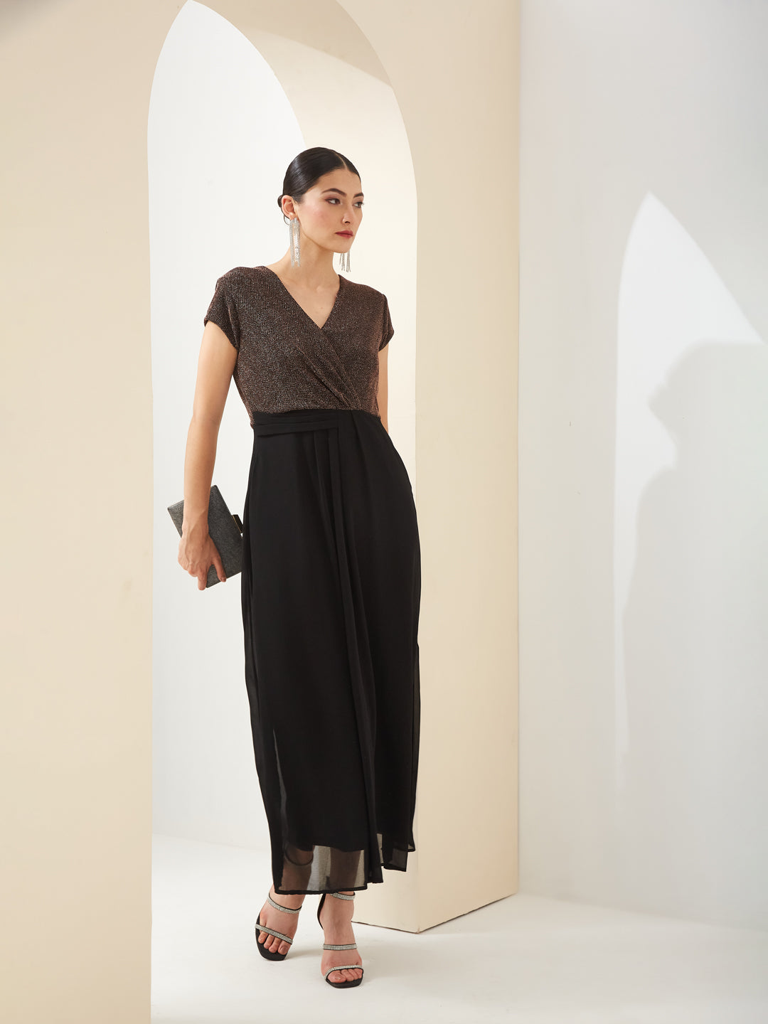 Latin Quarters Women Black V- Neck Short Sleeves A-Line Solid Party Dress