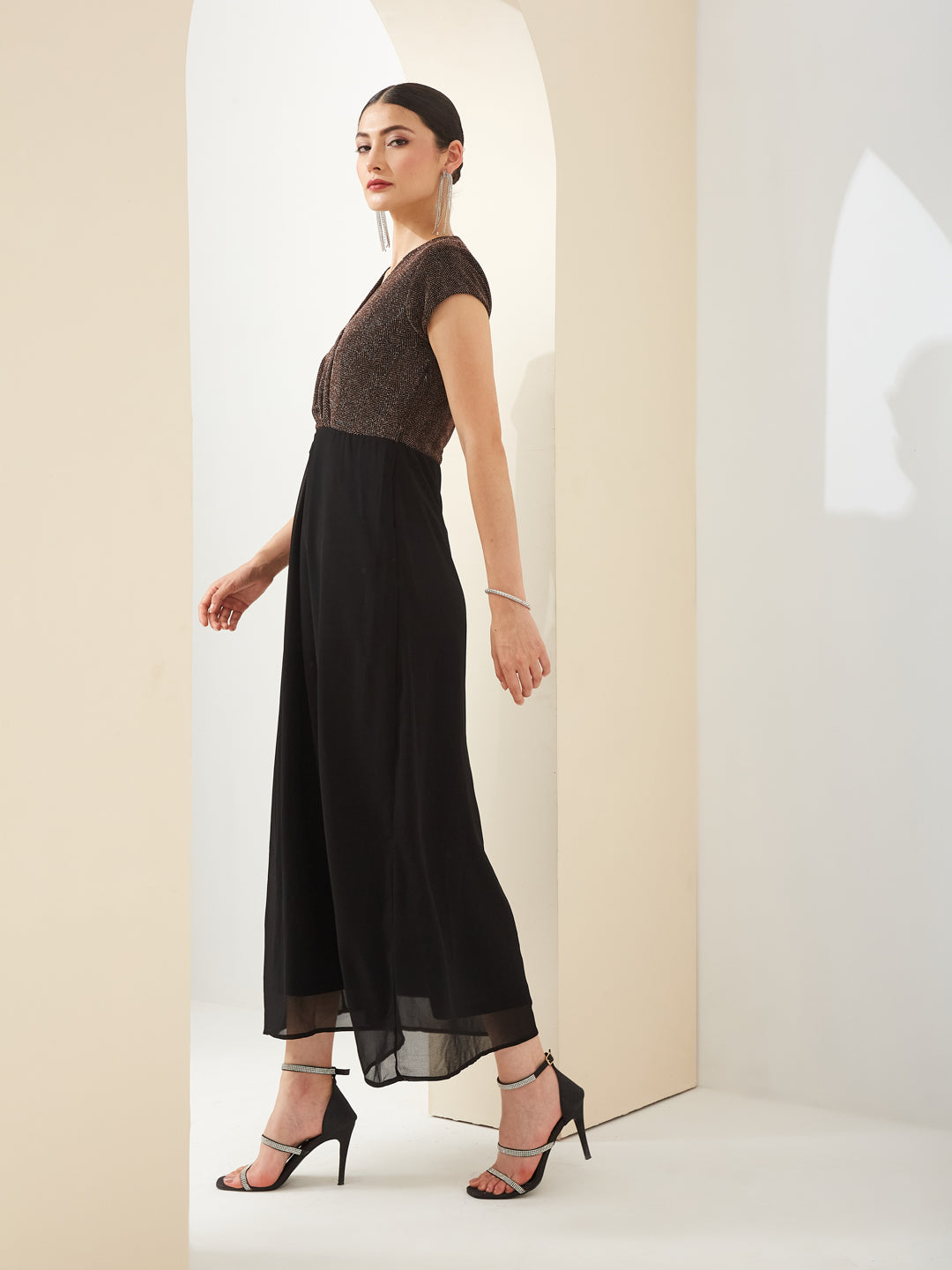 Latin Quarters Women Black V- Neck Short Sleeves A-Line Solid Party Dress