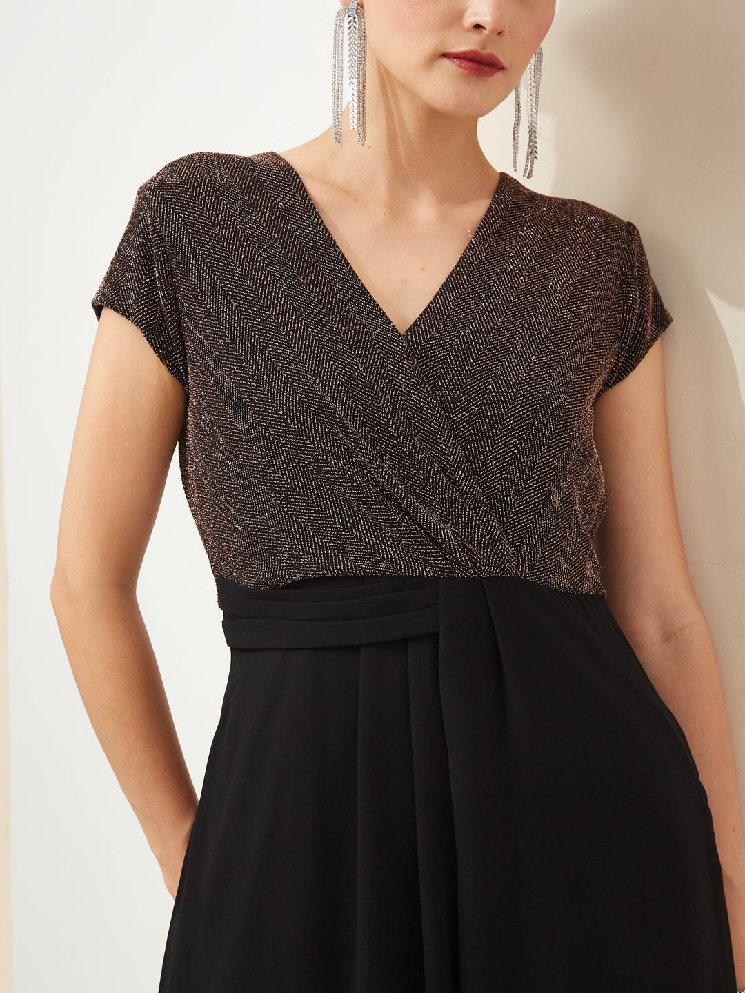 Latin Quarters Women Black V- Neck Short Sleeves A-Line Solid Party Dress