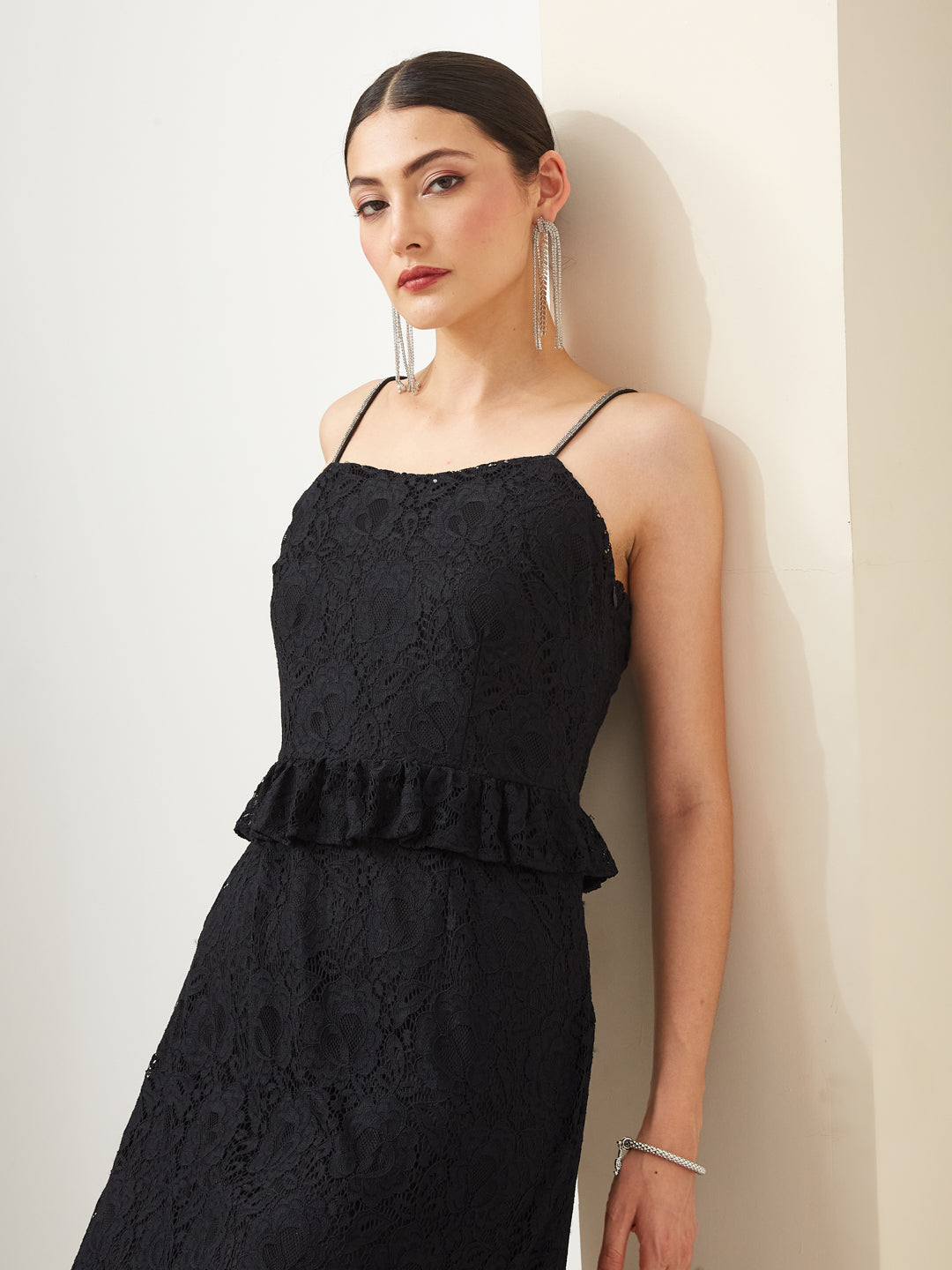 Latin Quarters Women Black Sleeveless A-Line Midi Dress