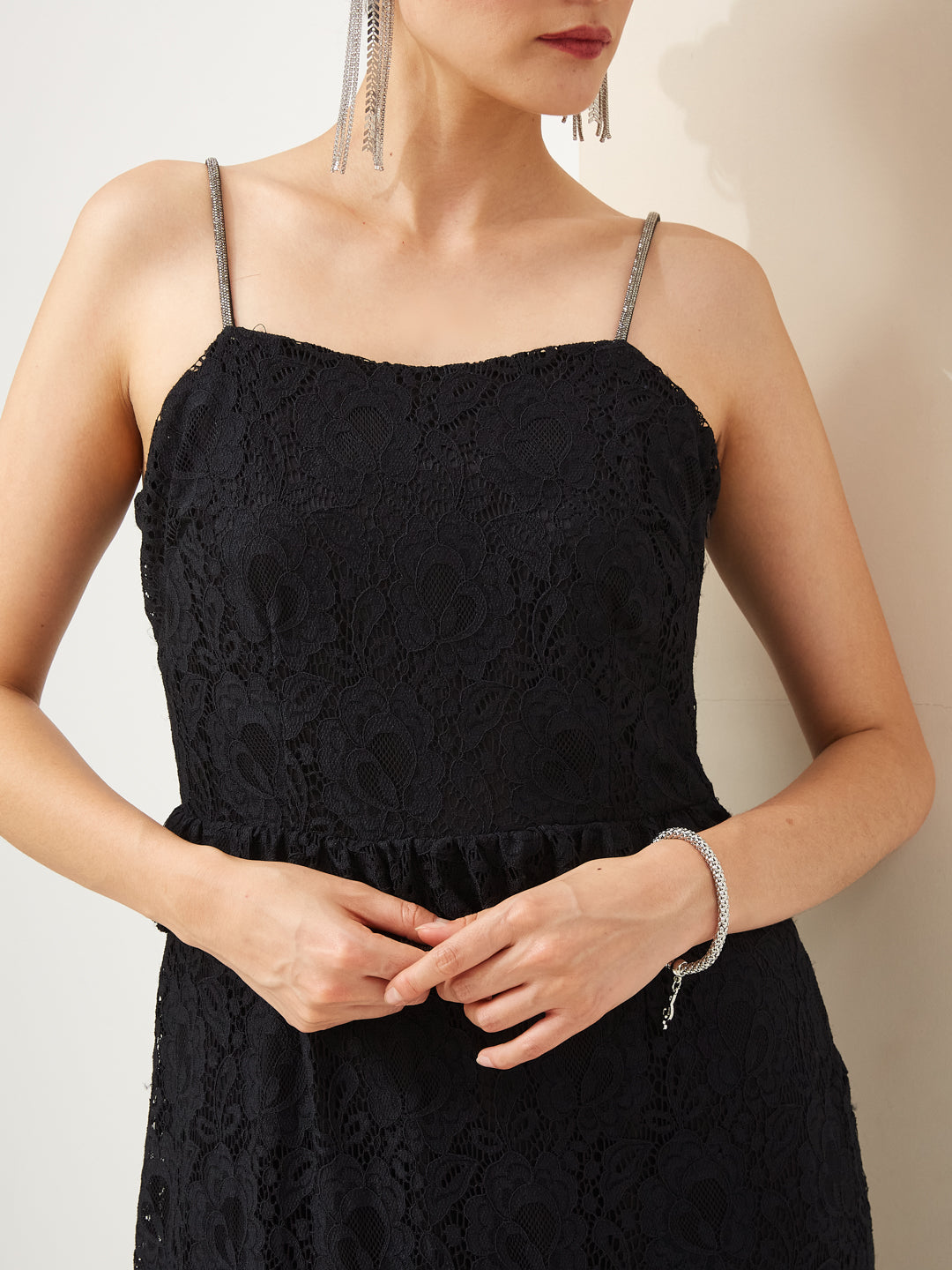 Latin Quarters Women Black Sleeveless A-Line Midi Dress