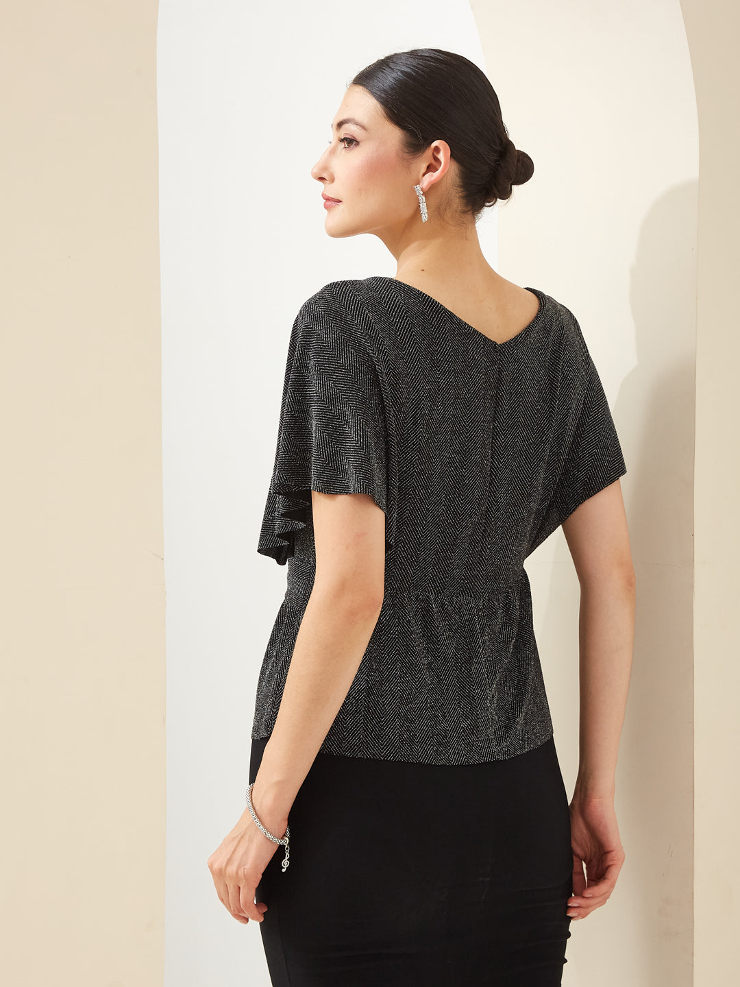 Latin Quarters Women Black V- Neck Short Sleeves Solid Party Top
