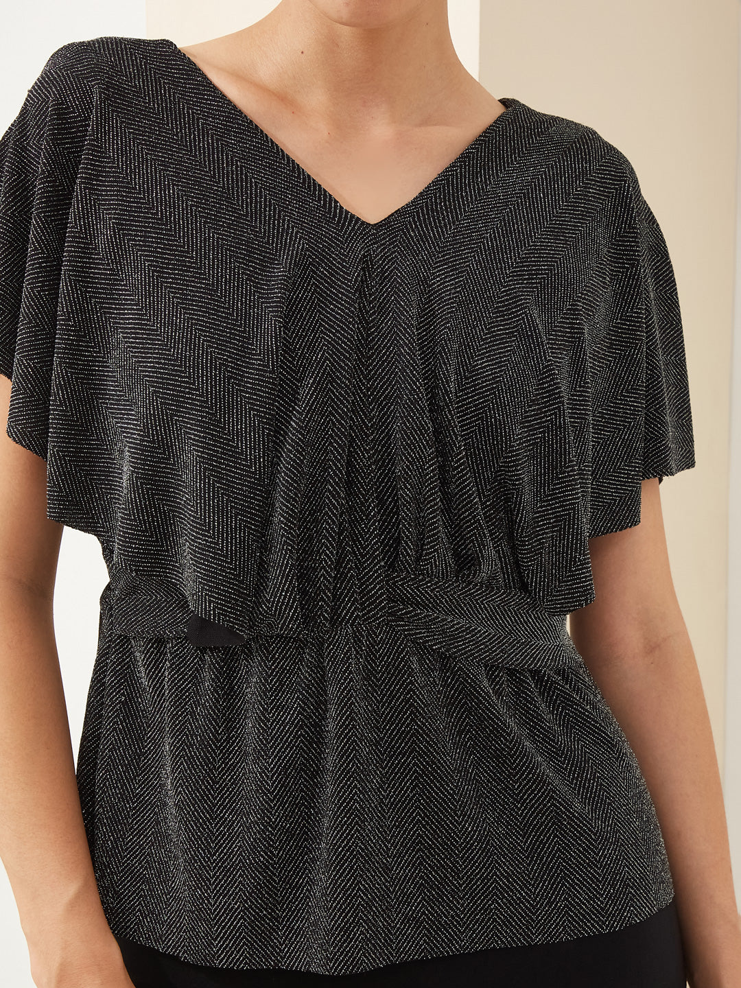 Latin Quarters Women Black V- Neck Short Sleeves Solid Party Top