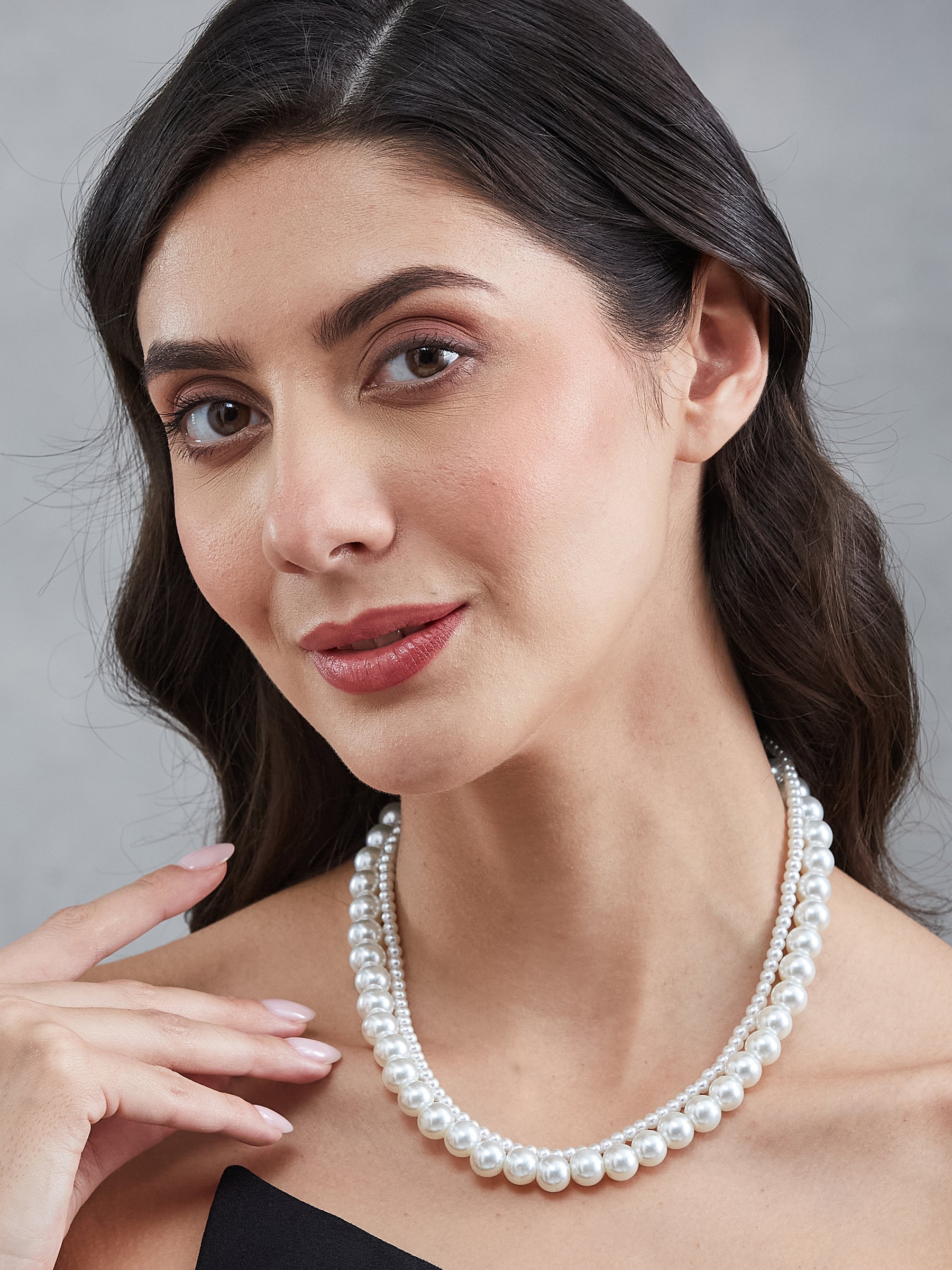 Latin Quarters Women's Double-Strand Pearl Choker Necklace