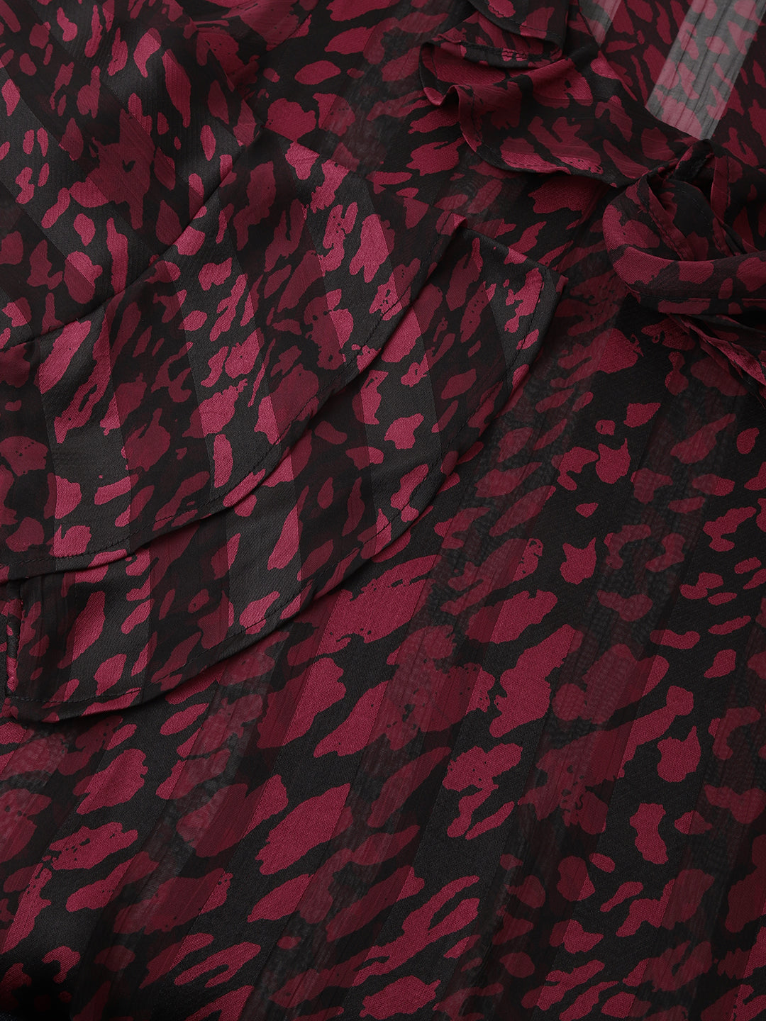 Maroon Full Sleeve Round Neck Printed Women Blouse Top