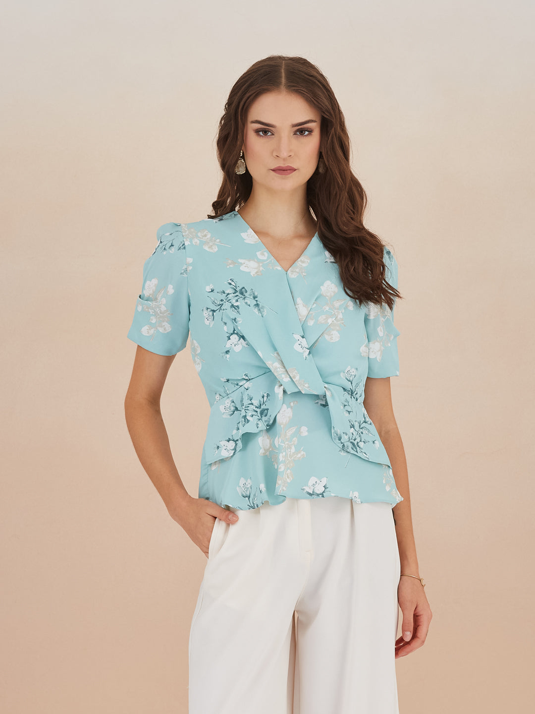 Latin Quarters Women Blue Floral Print Puffed Sleeves V-Neck Top for Casual Occasion