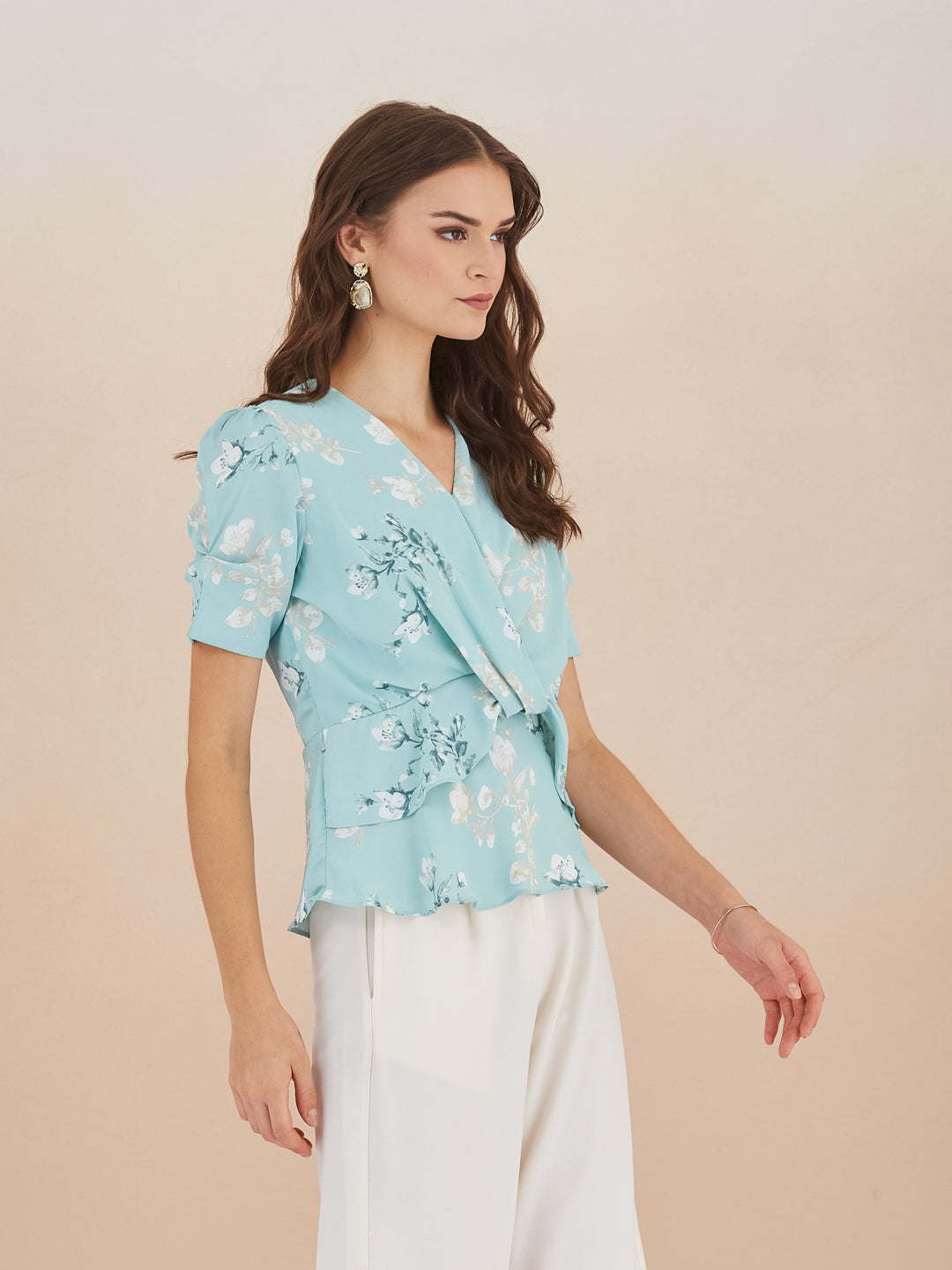 Latin Quarters Women Blue Floral Print Puffed Sleeves V-Neck Top for Casual Occasion