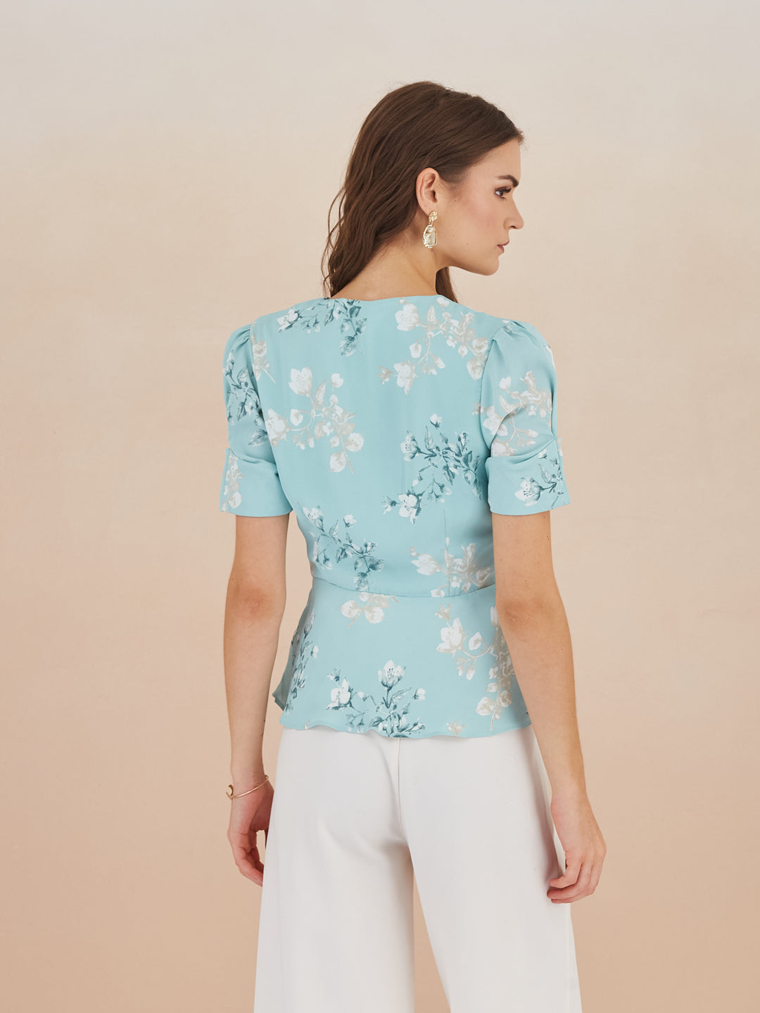 Latin Quarters Women Blue Floral Print Puffed Sleeves V-Neck Top for Casual Occasion