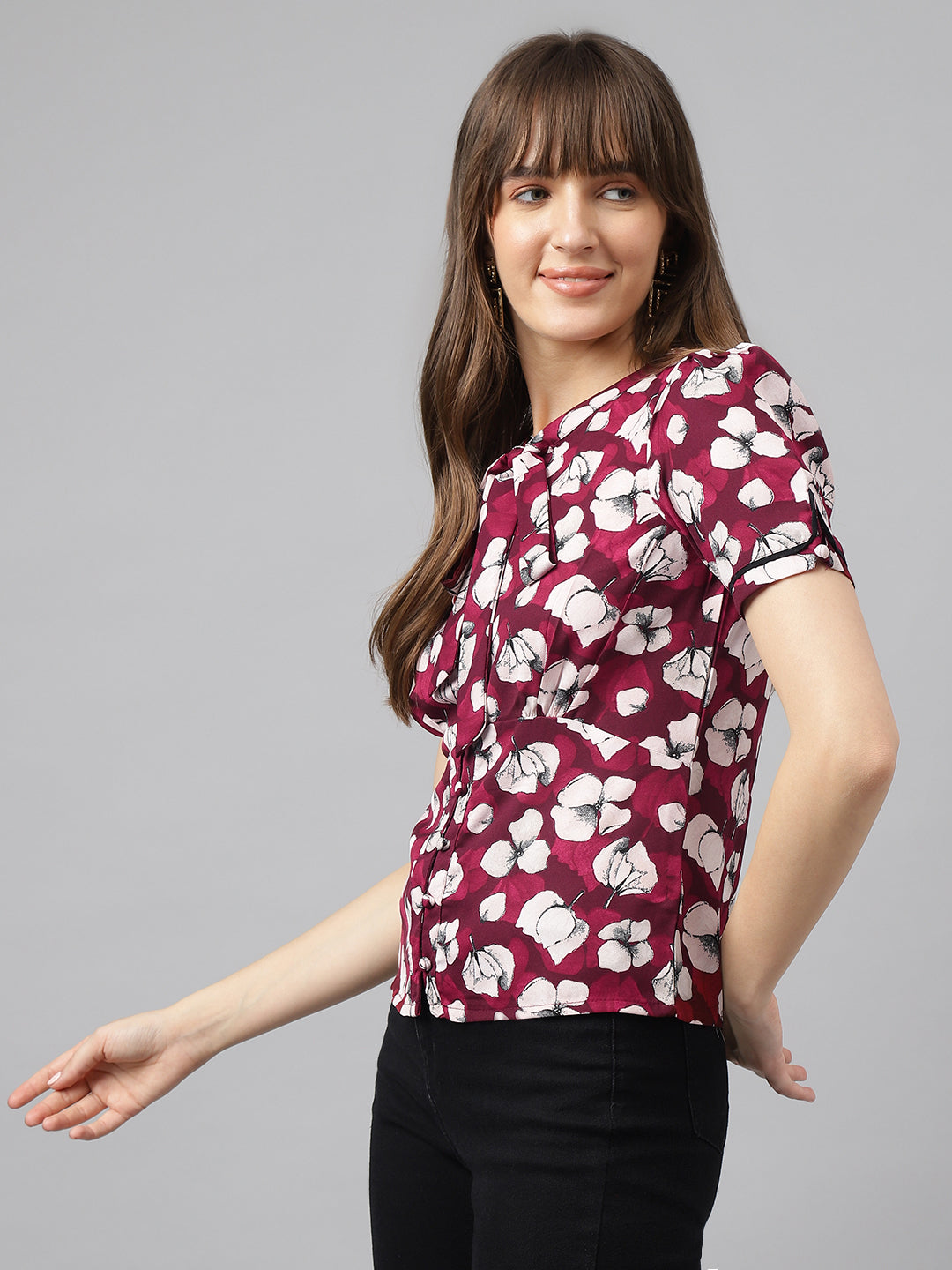 Maroon Half Sleeves Tie-Up Neck Floral Top For Casual Wear