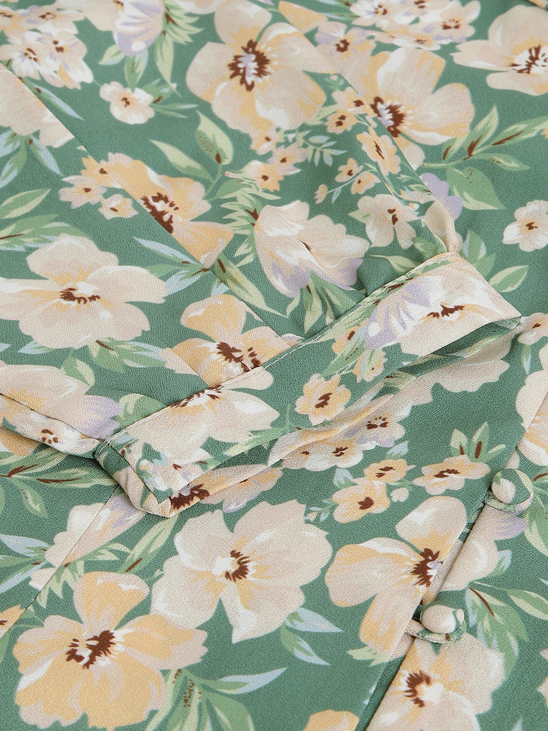 Green 3/4Th Sleeve Spread Collar Floral Shirt For Casual Wear