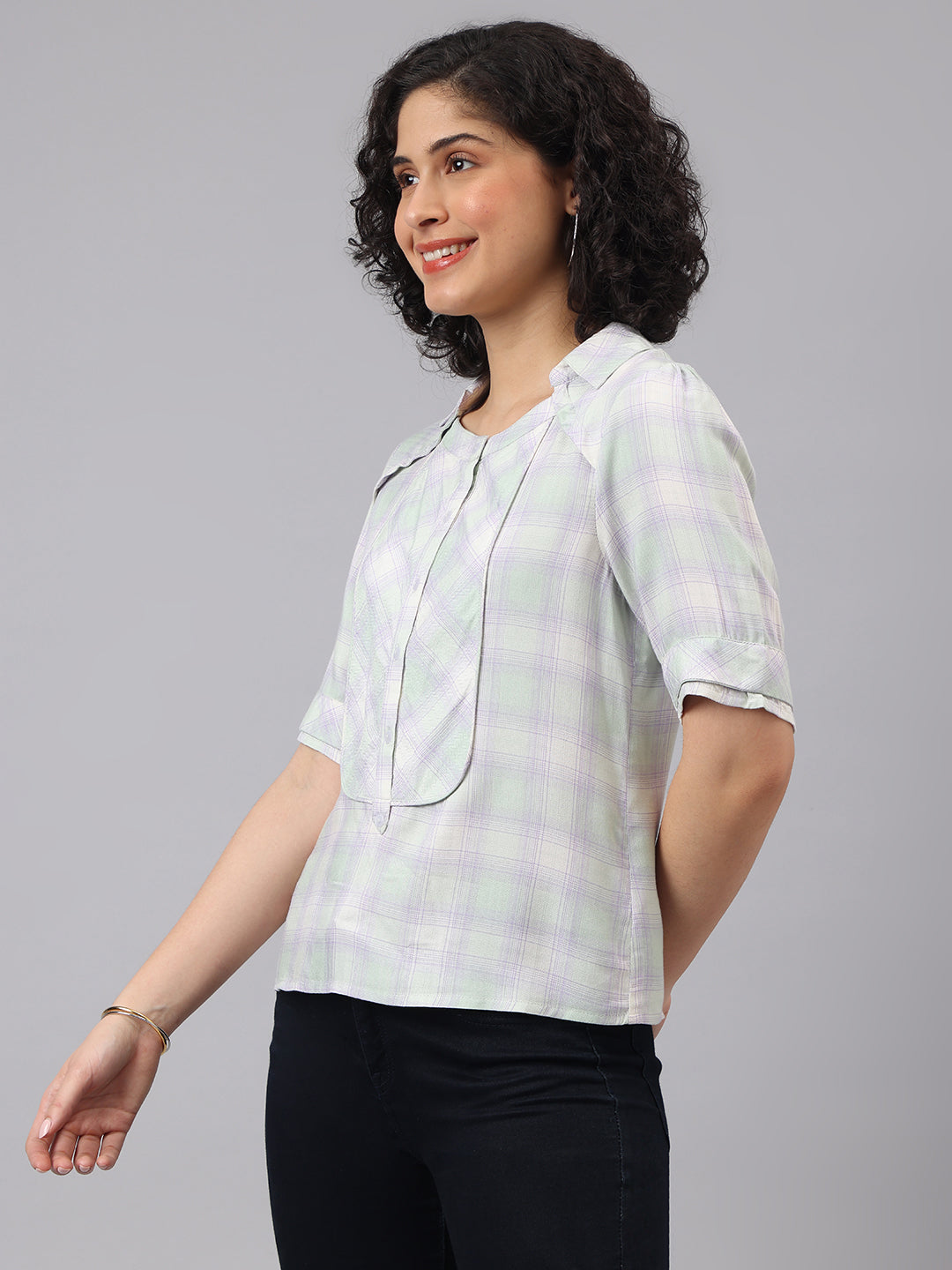 Stylish Green Half Sleeve Collar Checkered Casual Top For Everyday Charm