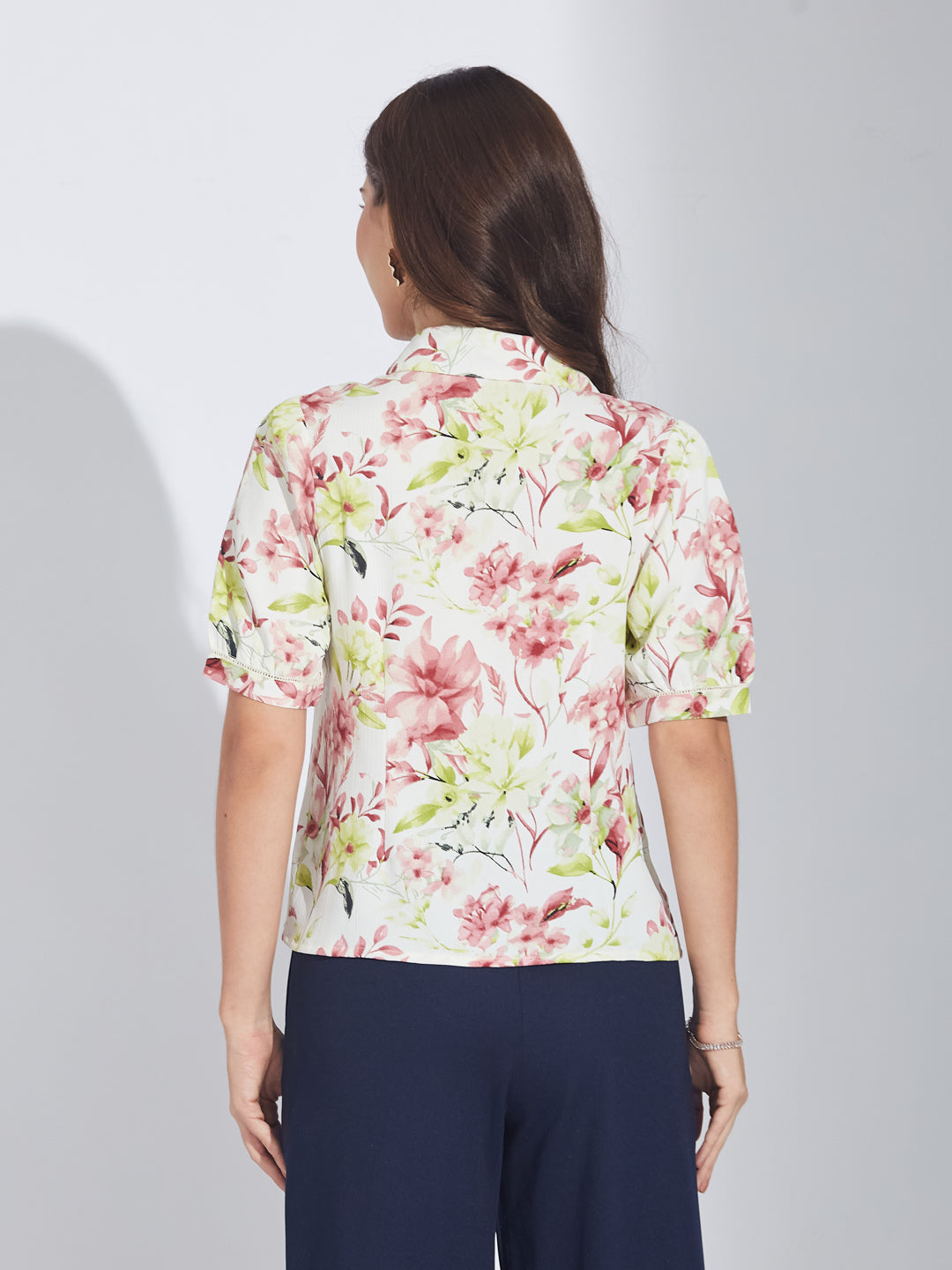 Latin Quarters Women's Green & Pink Floral Print Pleated Half Sleeve Top