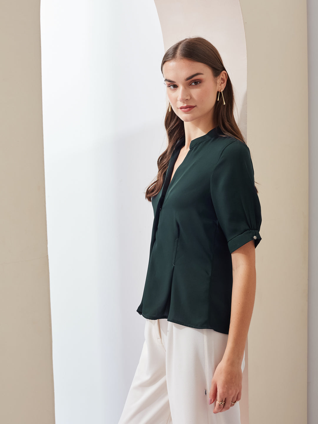 Latin Quarters Women Green Solid Mandarin Collar Short Sleeve Casual Regular Top