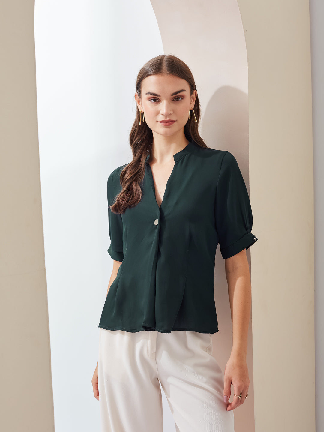 Latin Quarters Women Green Solid Mandarin Collar Short Sleeve Casual Regular Top