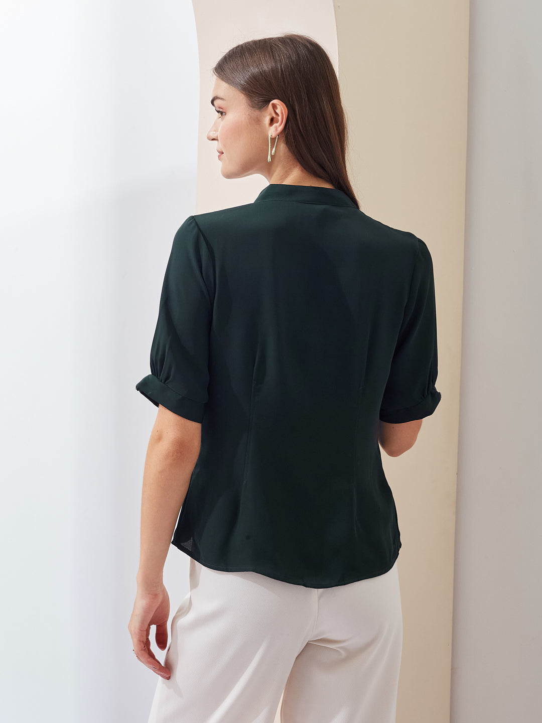 Latin Quarters Women Green Solid Mandarin Collar Short Sleeve Casual Regular Top