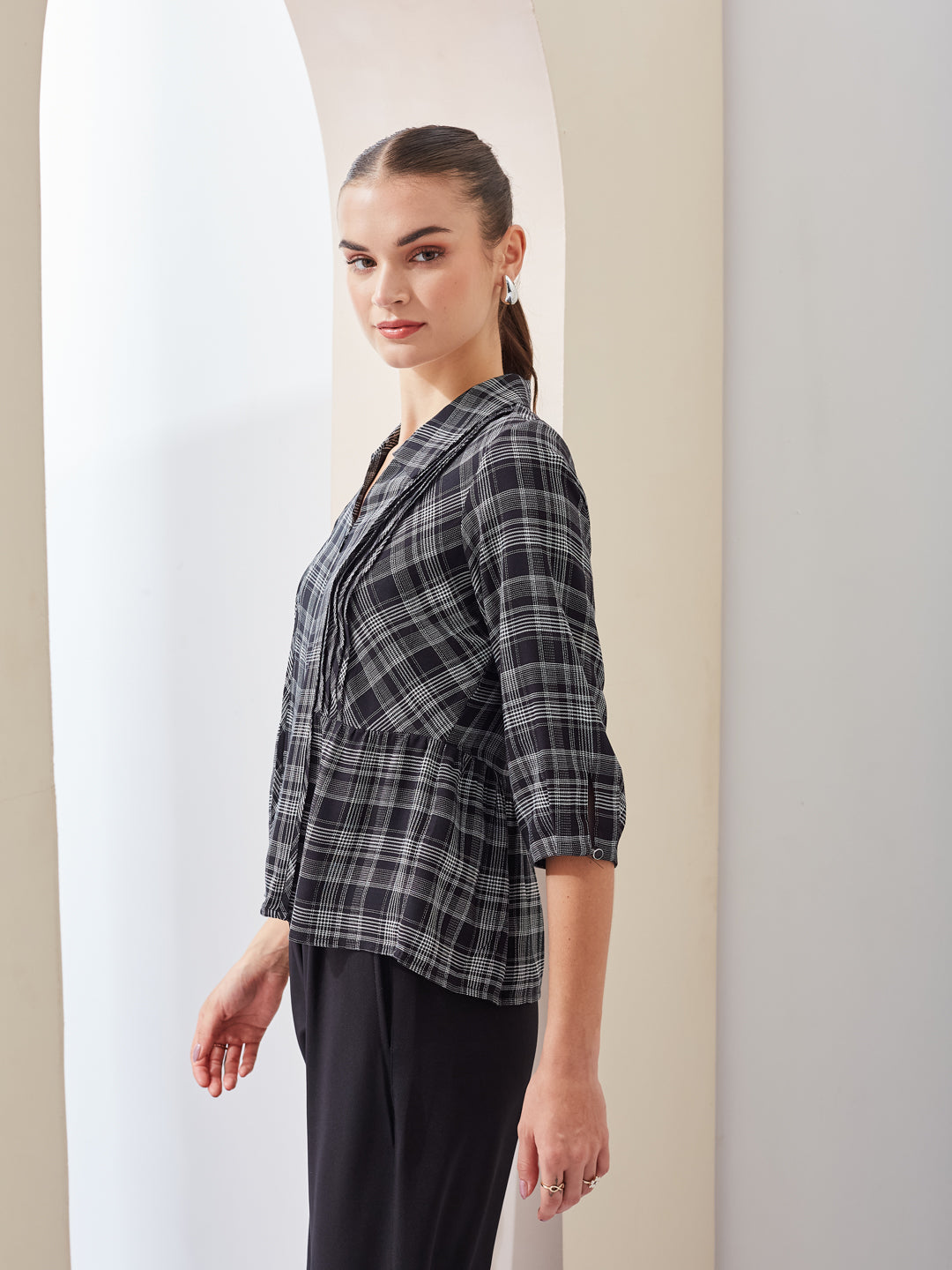 Latin Quarters Women Black Checked Spread Collar 3/4th Sleeve Casual Regular Top