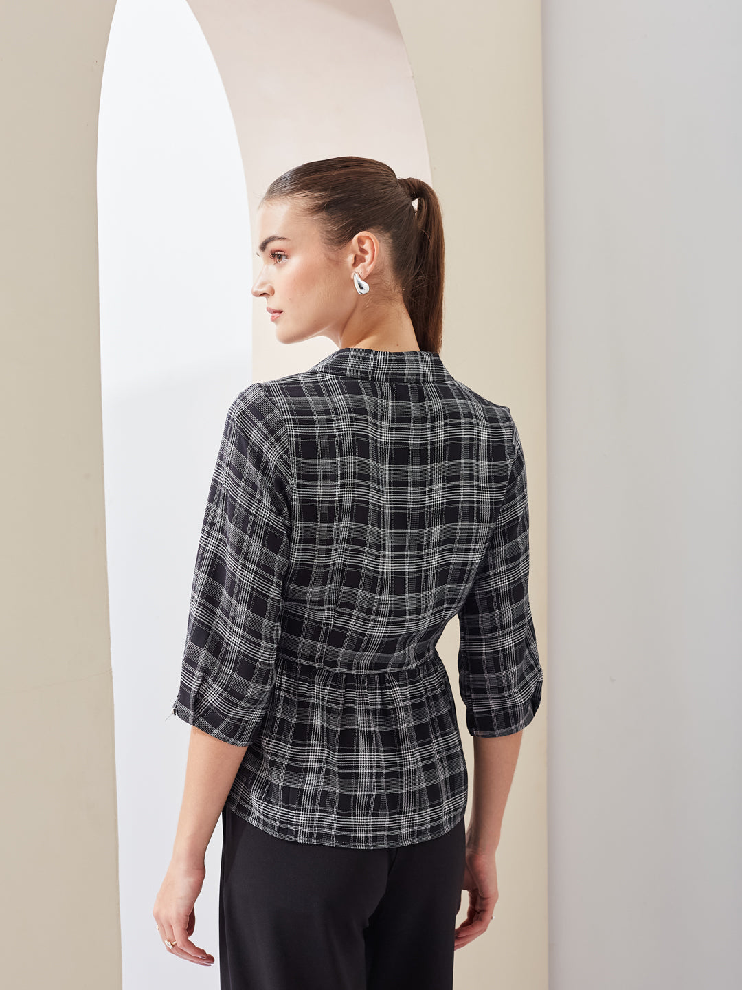 Latin Quarters Women Black Checked Spread Collar 3/4th Sleeve Casual Regular Top