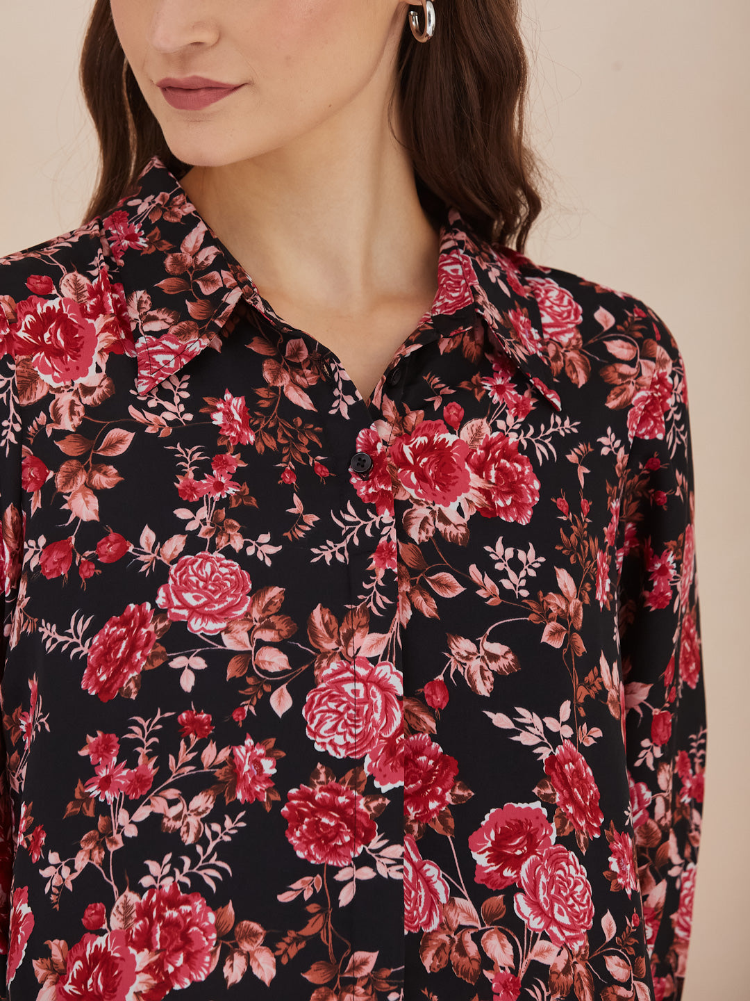 Latin Quarters Women Black Floral Print 3/4Th Sleeves Collared Shirt For Casual Wear