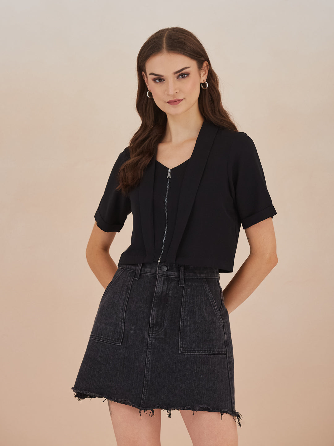 Latin Quarters Women Black V-Neck Short Sleeve Solid Front Zip Crop Top For Casual Wear
