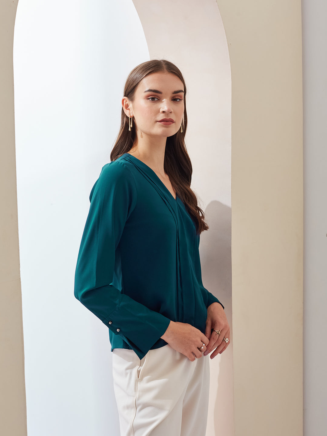 Latin Quarters Women Teal Solid V-Neck Long Sleeve Casual Regular Top