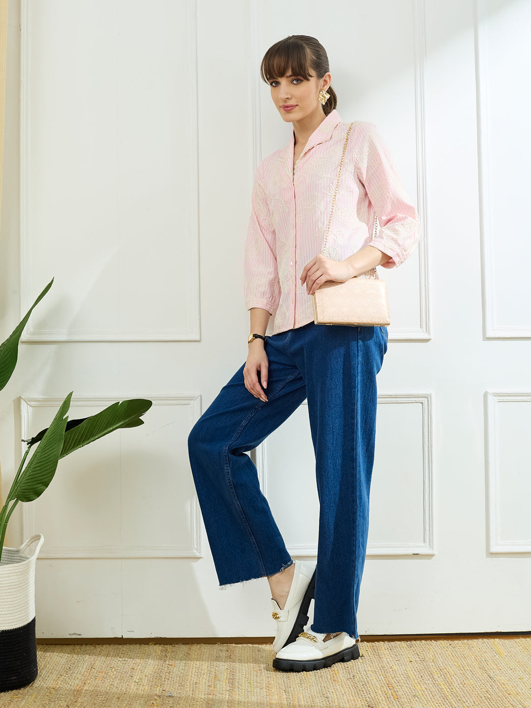 Latin Quarters Women's Pink 3/4th Sleeves Lapel Collar Casual Embroidery Shirt