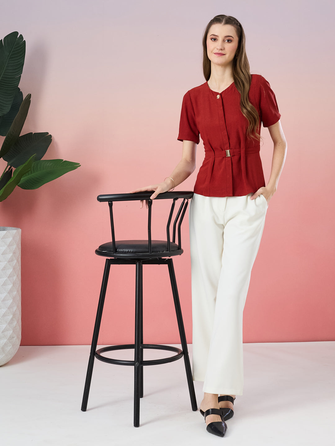 Latin Quarters Women's Rust Solid Half Sleeve Round Neck Casual Top