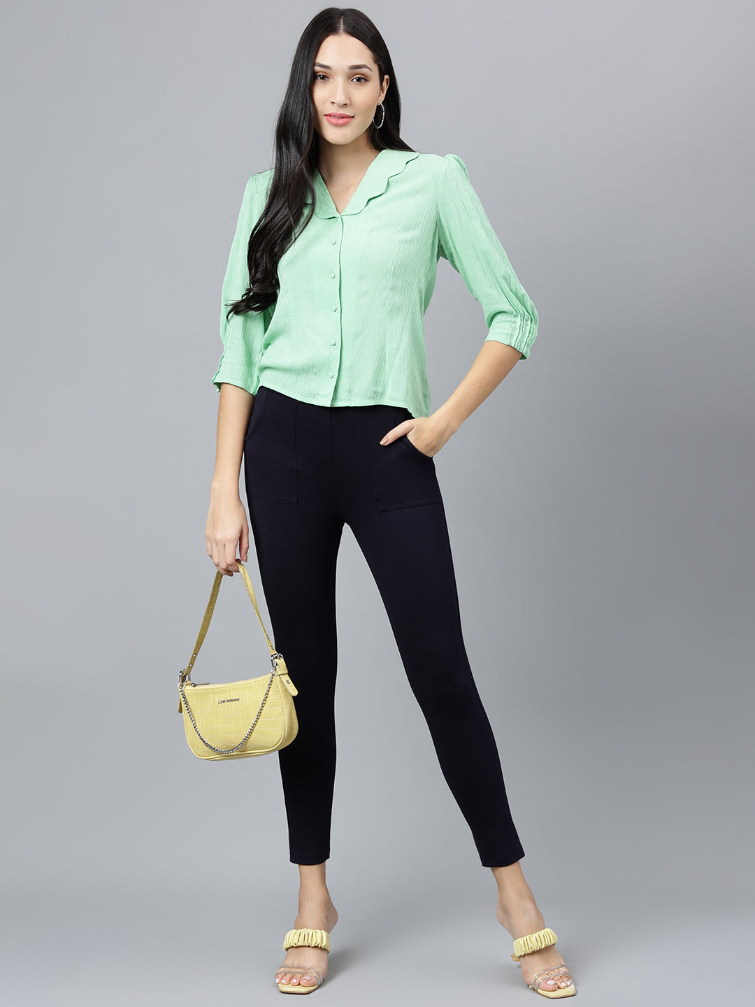Green Solid 3/4 Sleeve Casual Blouse