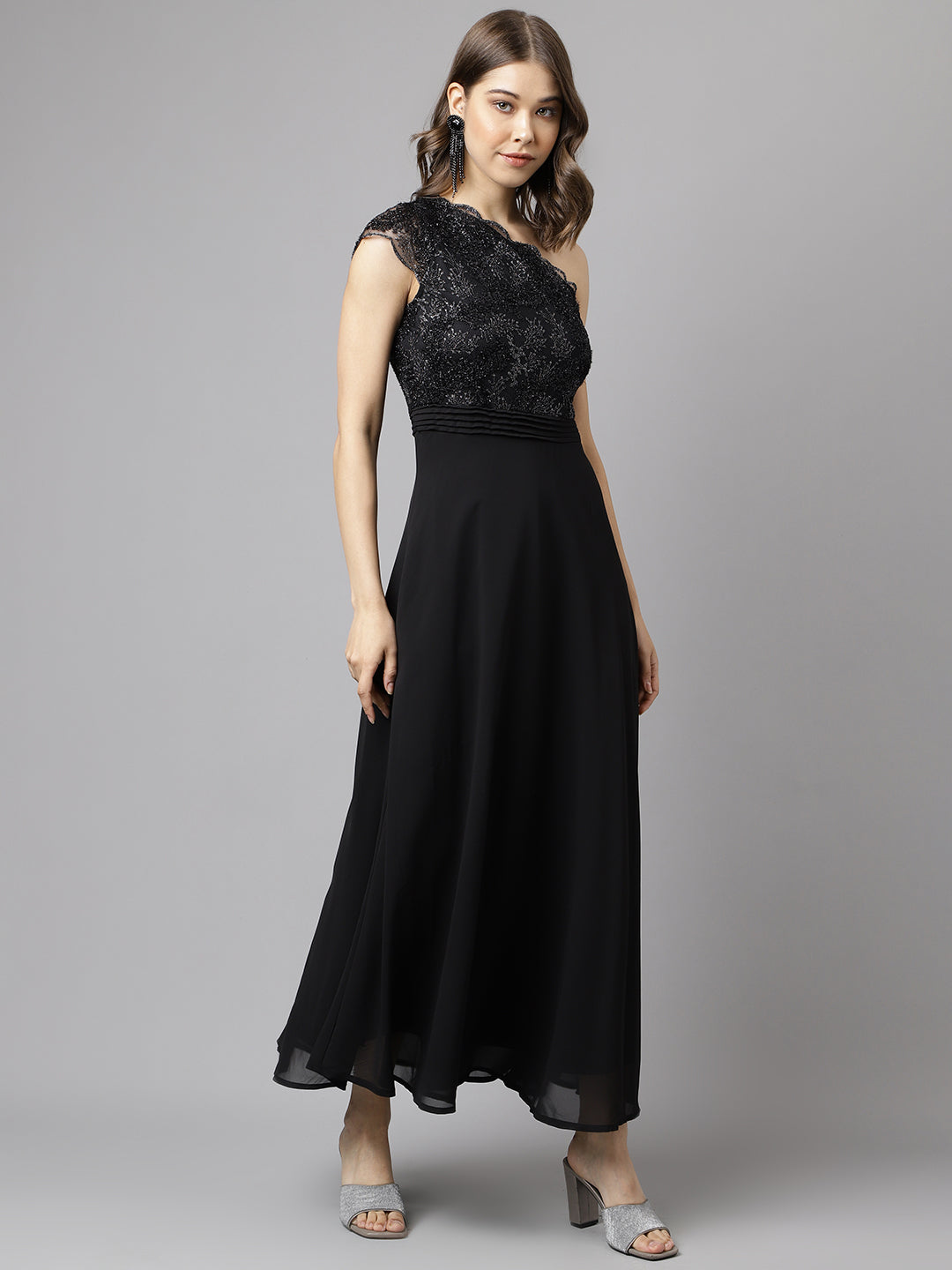 Black Cap-Sleeve Solid Sequin Dress