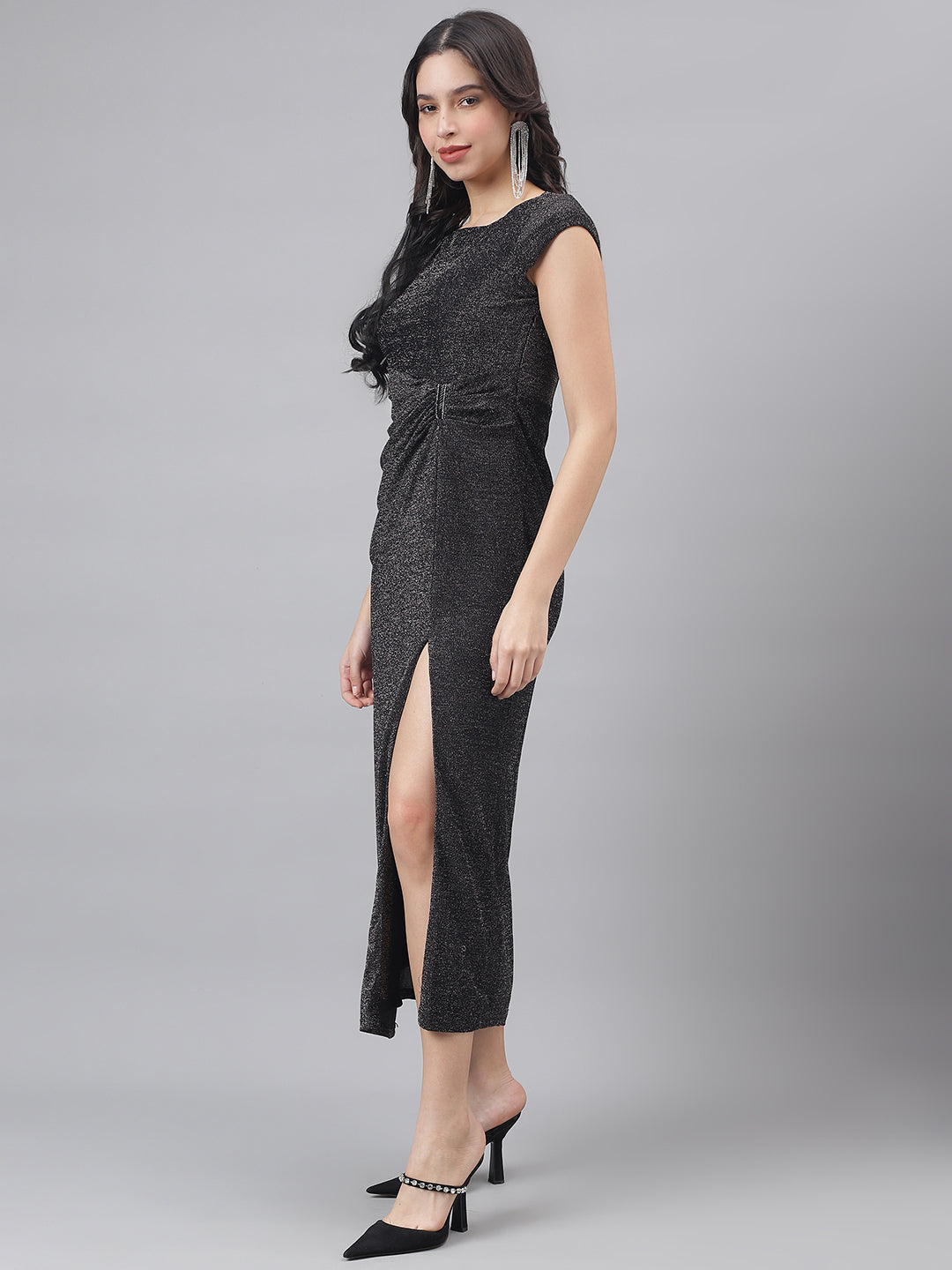 Black Short Sleeves Round Neck Solid Maxi Dress For Party Wear