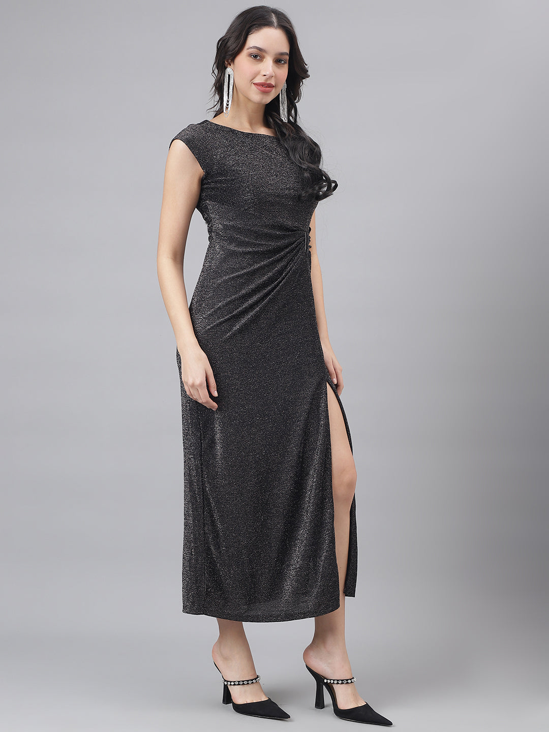Black Short Sleeves Round Neck Solid Maxi Dress For Party Wear