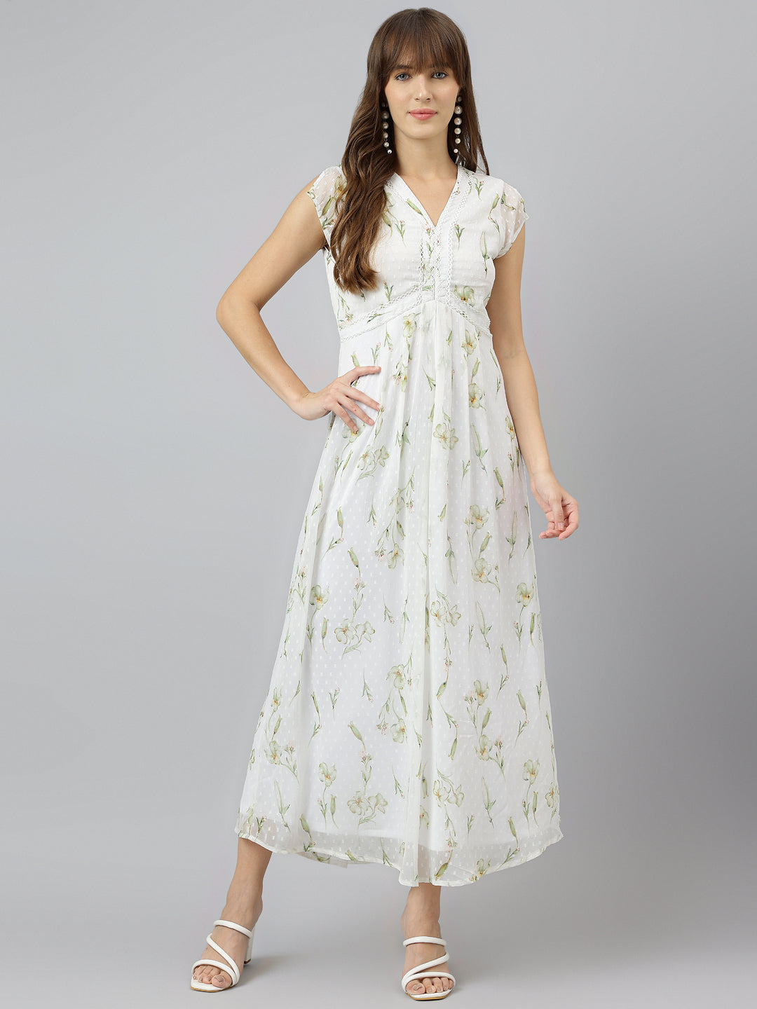 Green V Neck Half Sleeves Fit And Flare Maxi Dress For Casual Wear