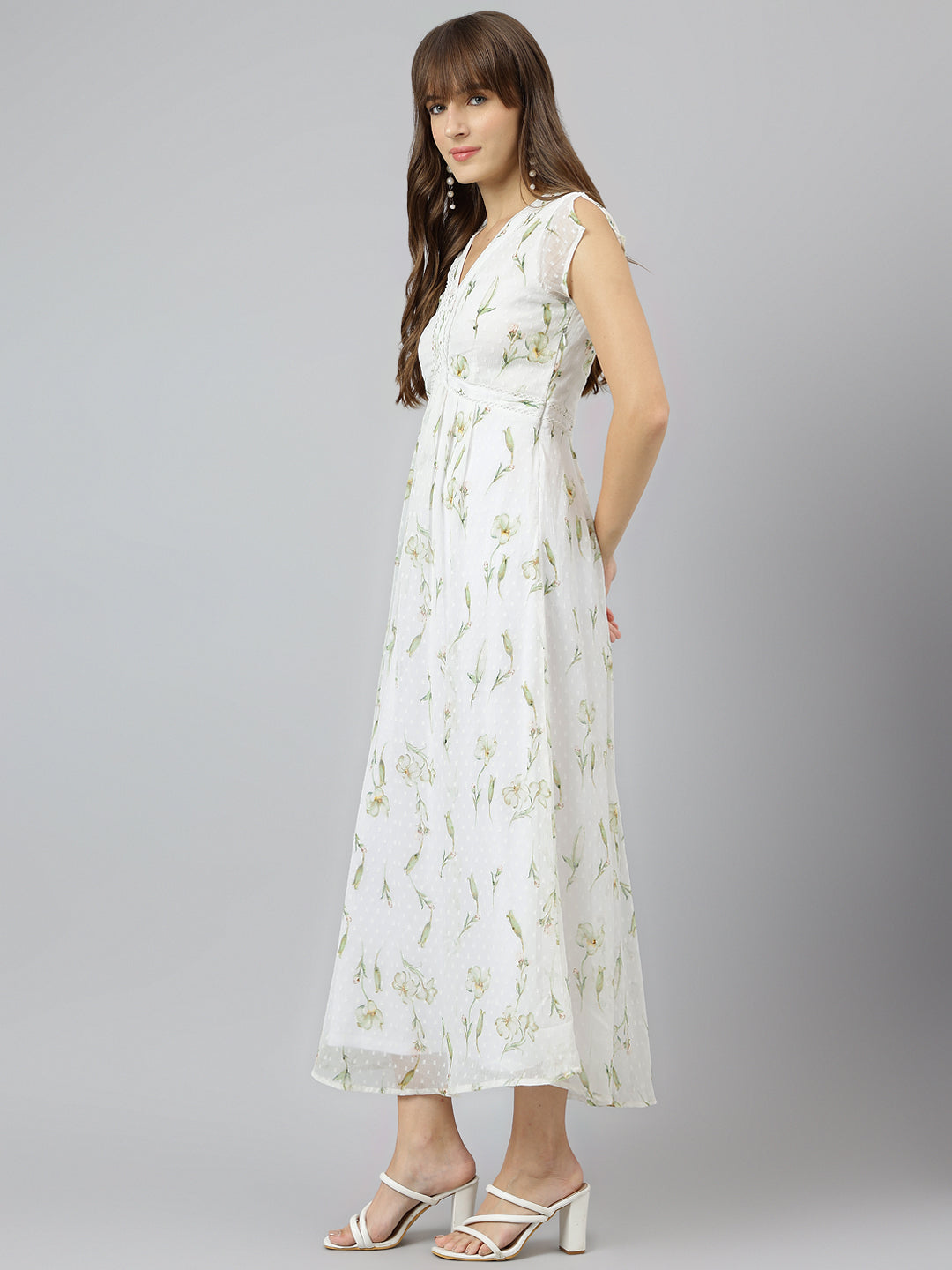 Green V Neck Half Sleeves Fit And Flare Maxi Dress For Casual Wear