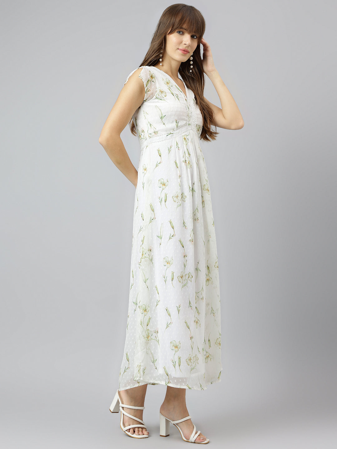 Green V Neck Half Sleeves Fit And Flare Maxi Dress For Casual Wear