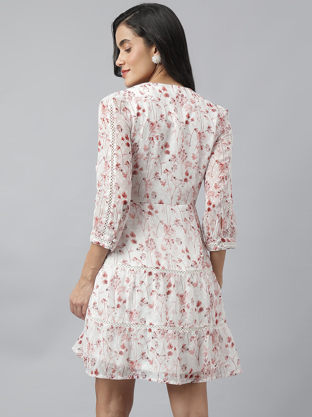 White 3/4 Sleeve V-Neck Printed Above Knee Dress For Casual Wear