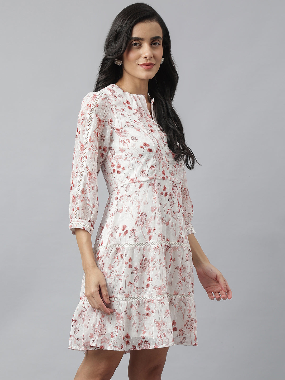 White 3/4 Sleeve V-Neck Printed Above Knee Dress For Casual Wear
