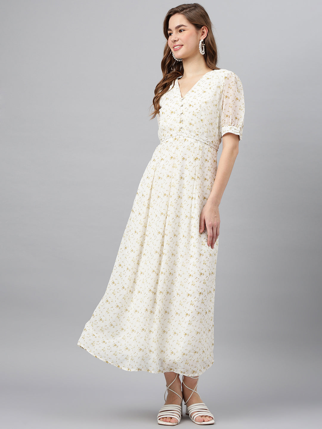 Ivory V-Neck Short Sleeves Printed A-Line Dress For Casual Wear Ivory V-Neck Short Sleeves Printed A-Line Dress For Casual Wear