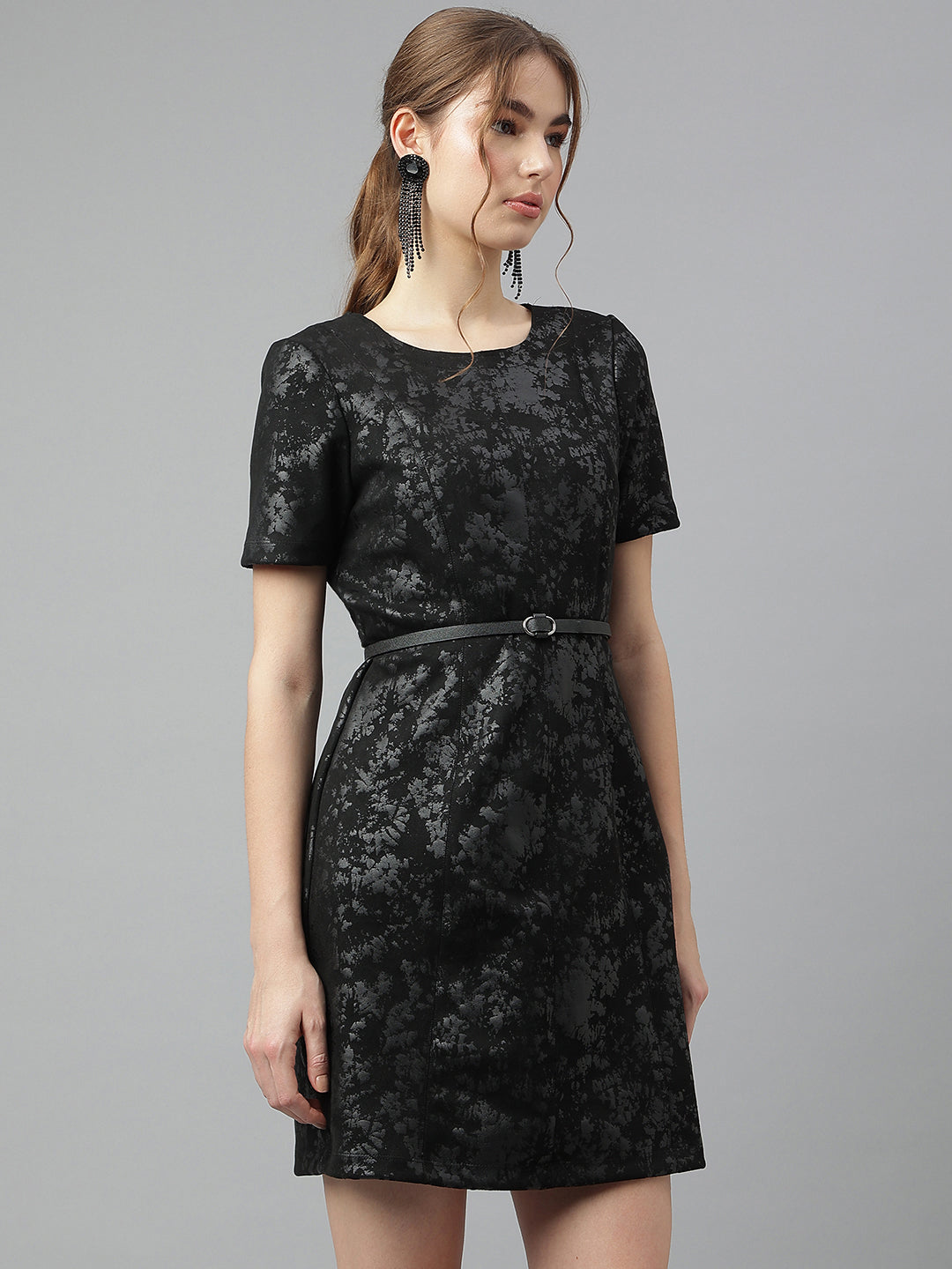 Black Round Neck Short Sleeves Solid A-Line Dress For Casual Wear