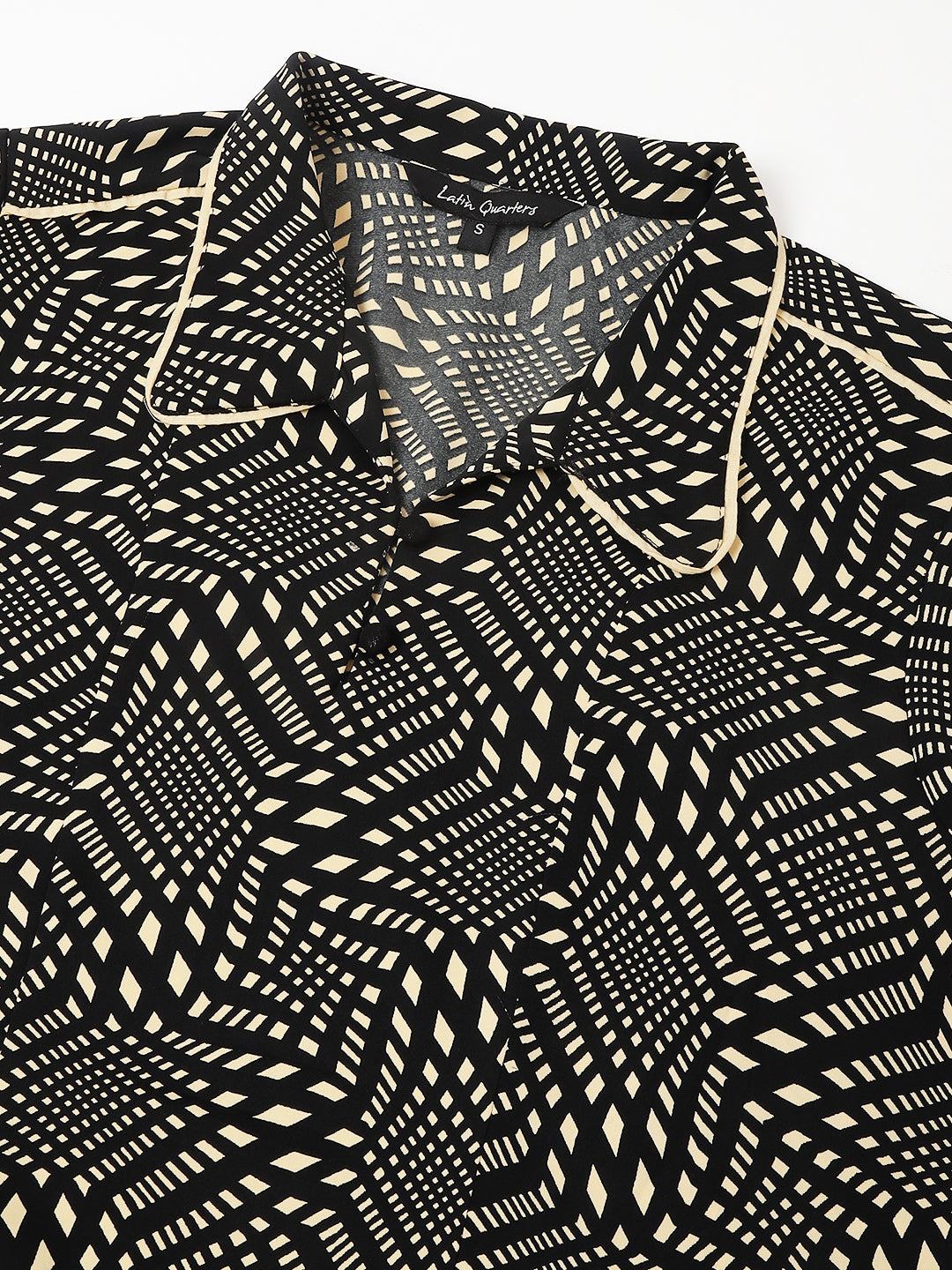 Chic Black Half Sleeve Collar Printed Casual Dress For Effortless Elegance
