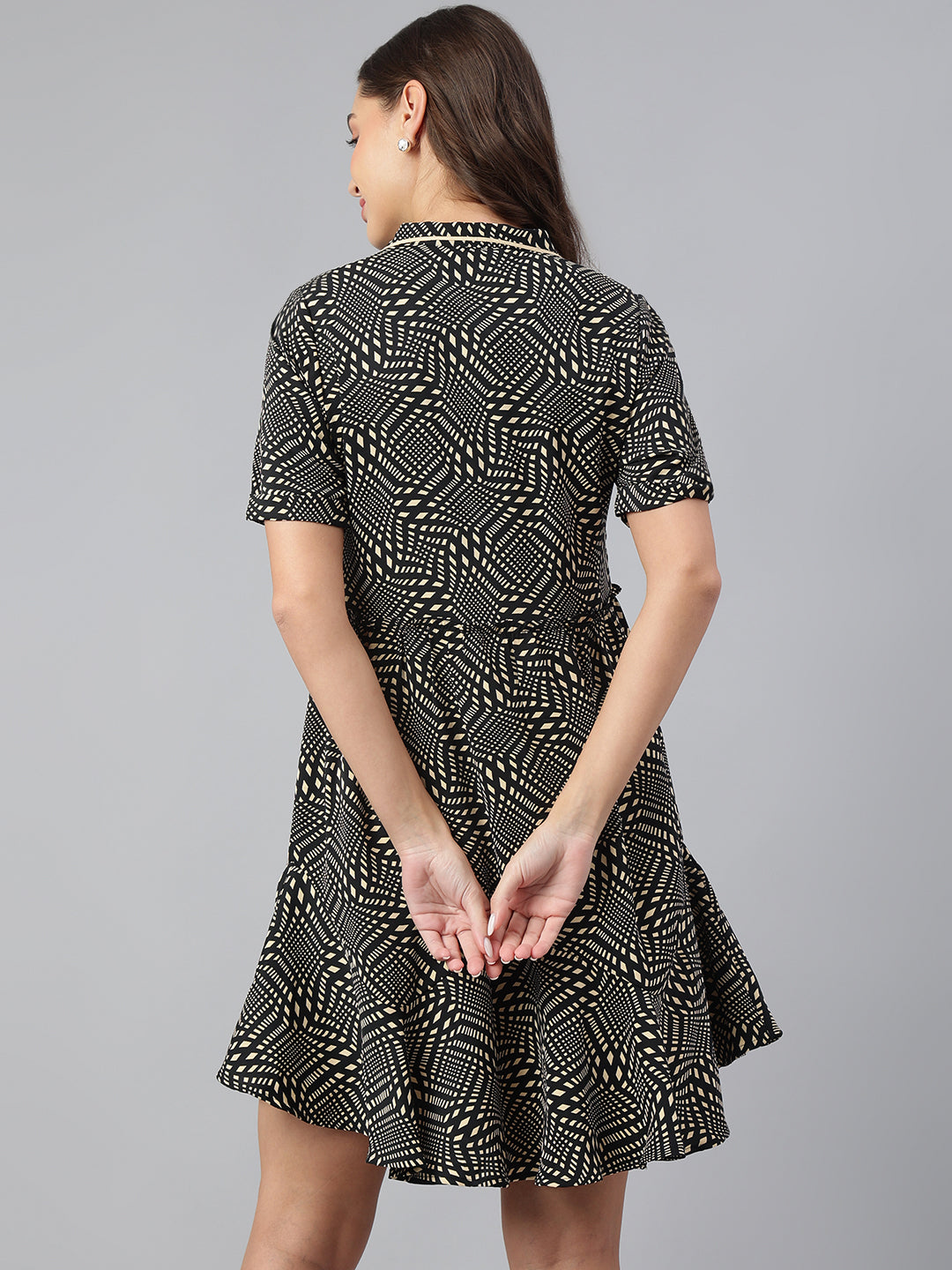 Chic Black Half Sleeve Collar Printed Casual Dress For Effortless Elegance