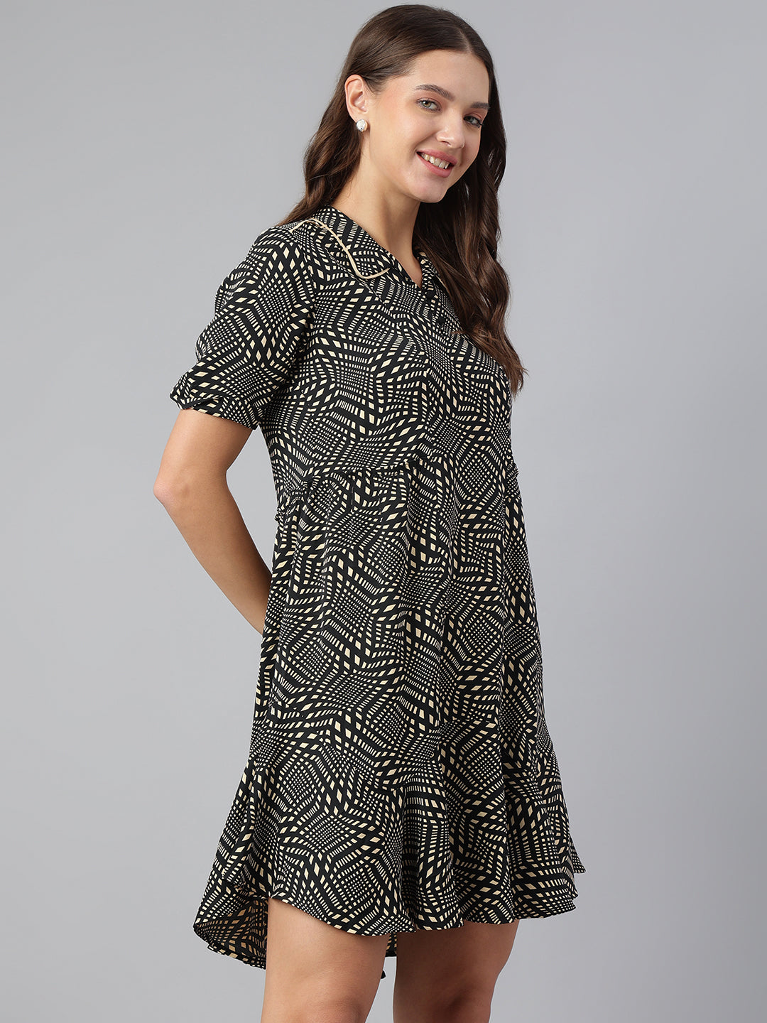 Chic Black Half Sleeve Collar Printed Casual Dress For Effortless Elegance