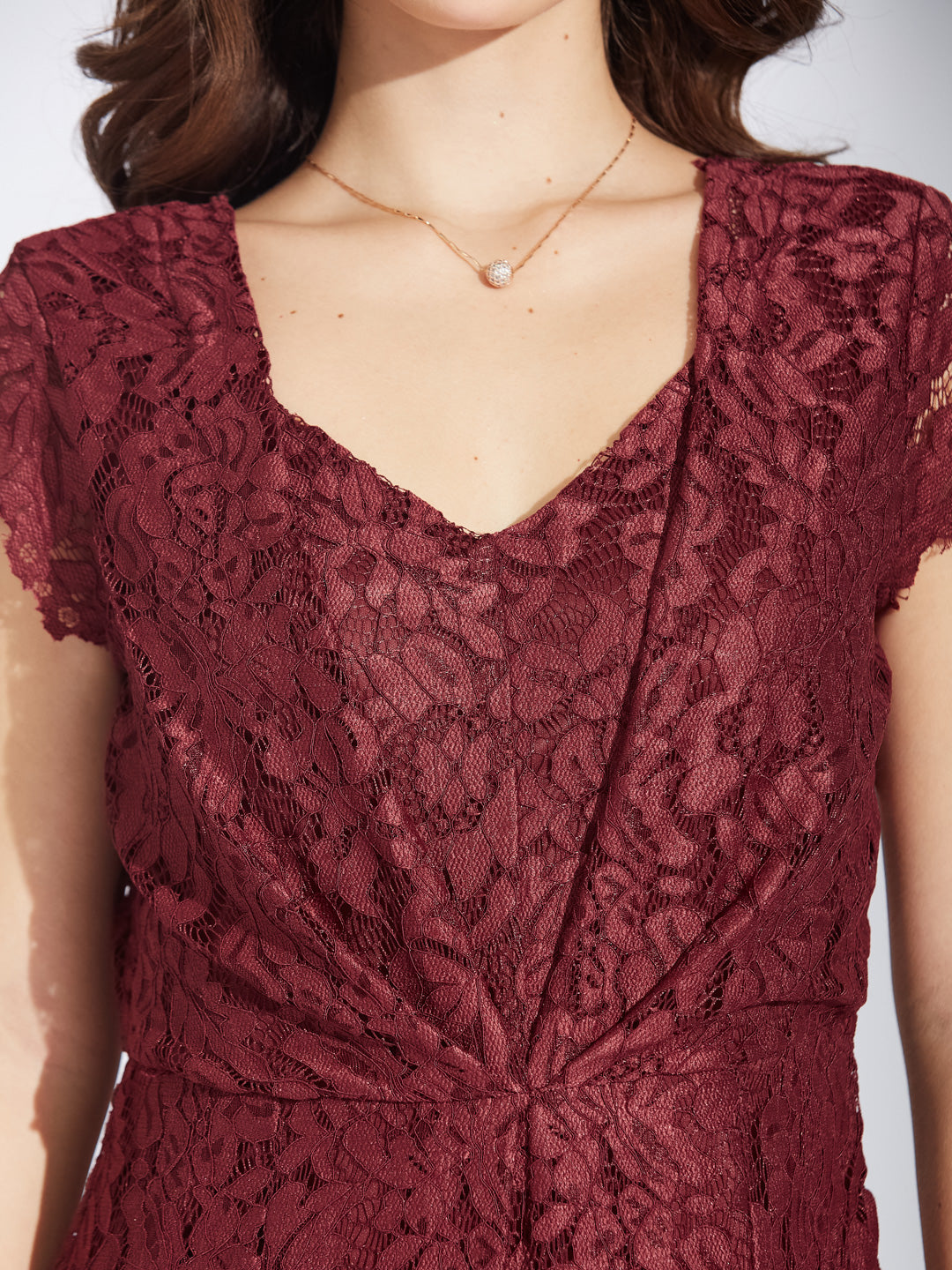 Latin Quarters Women's Maroon Lace Maxi Dress