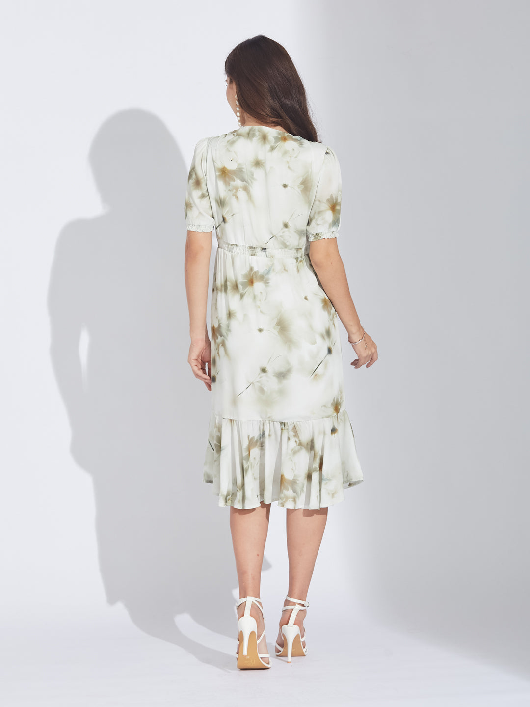 Latin Quarters Women's Green Abstract Print Midi Shirtdress