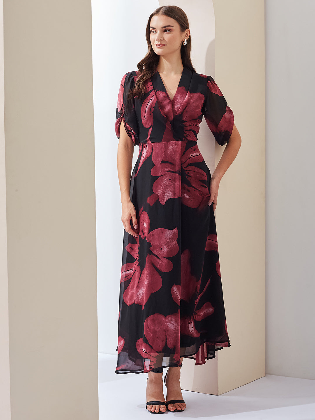 Latin Quarters Women Black Floral Printed V-Neck Short Sleeves Casual A-Line Maxi Dress