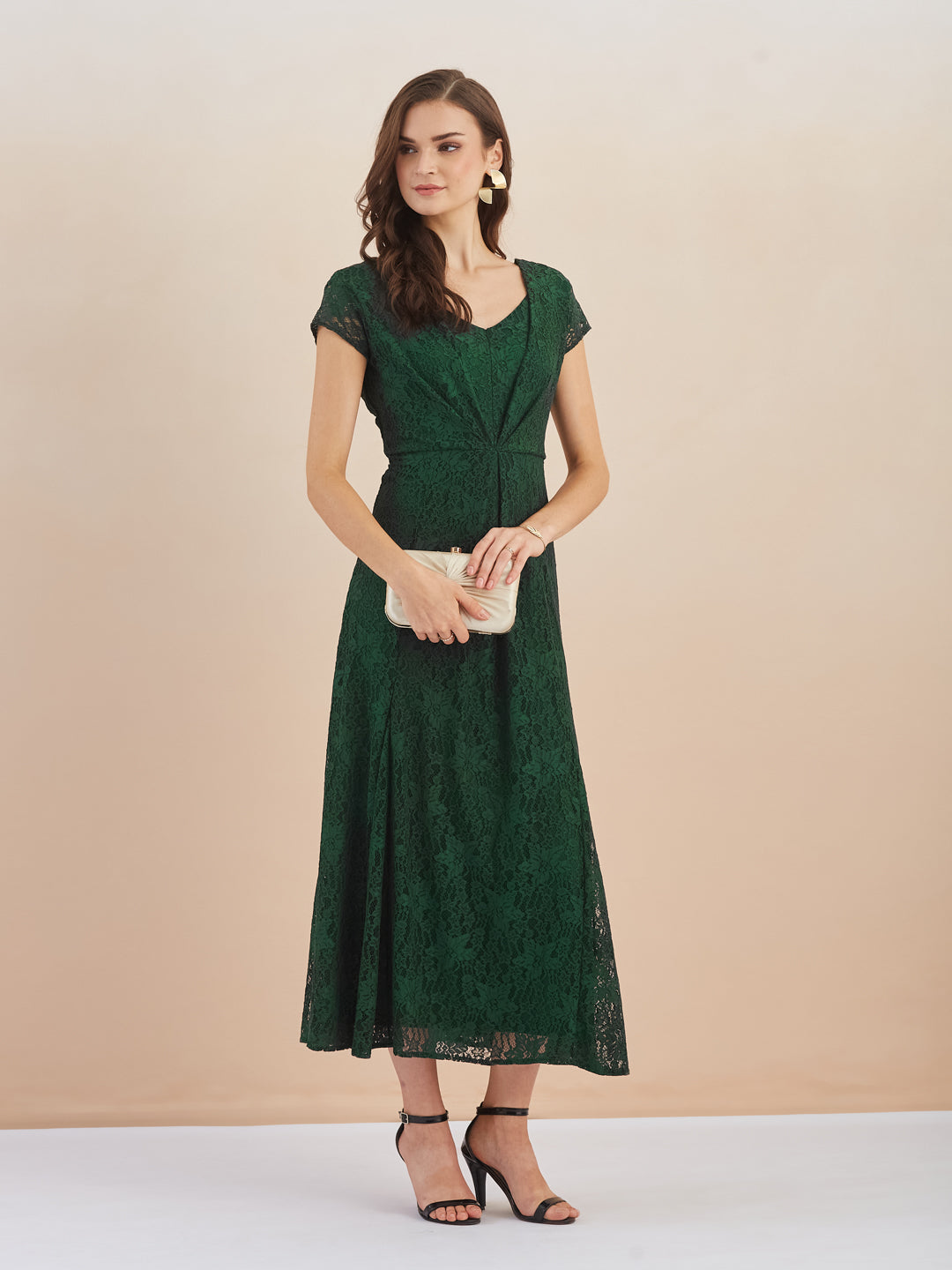 Latin Quarters Women Green V-Neck Short Sleeve Solid Lace Maxi Dress For Party Wear
