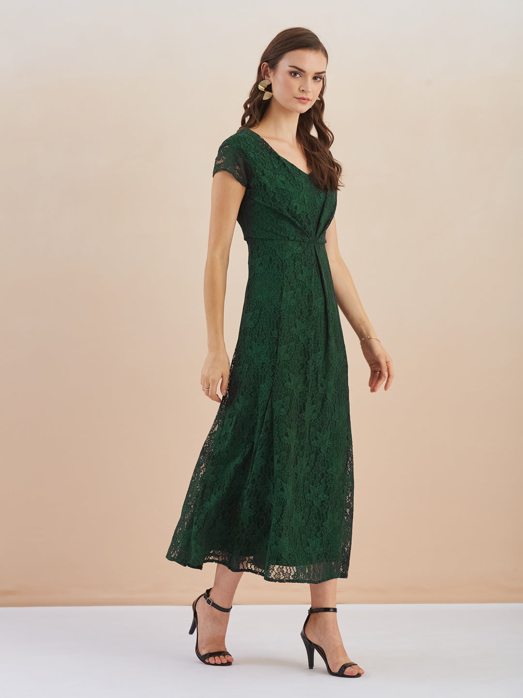 Latin Quarters Women Green V-Neck Short Sleeve Solid Lace Maxi Dress For Party Wear