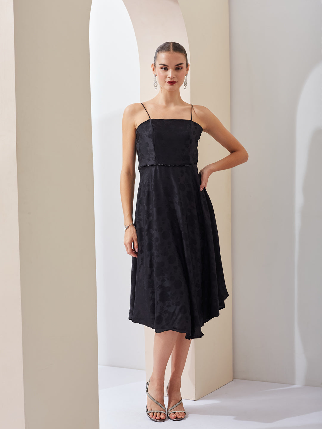 Latin Quarters Women Black Floral Printed Strappy Party A-Line Midi Dress