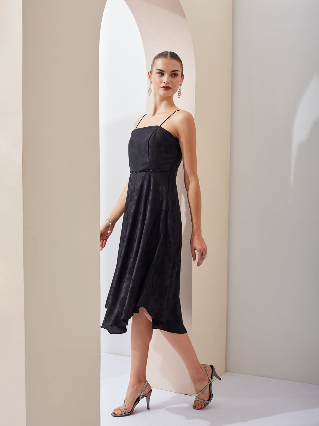 Latin Quarters Women Black Floral Printed Strappy Party A-Line Midi Dress