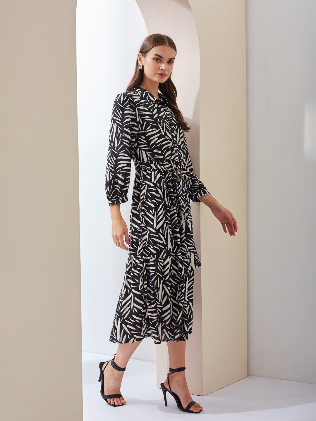 Latin Quarters Women A-Line Black 3/4Th Sleeves Collared Printed Casual Dress