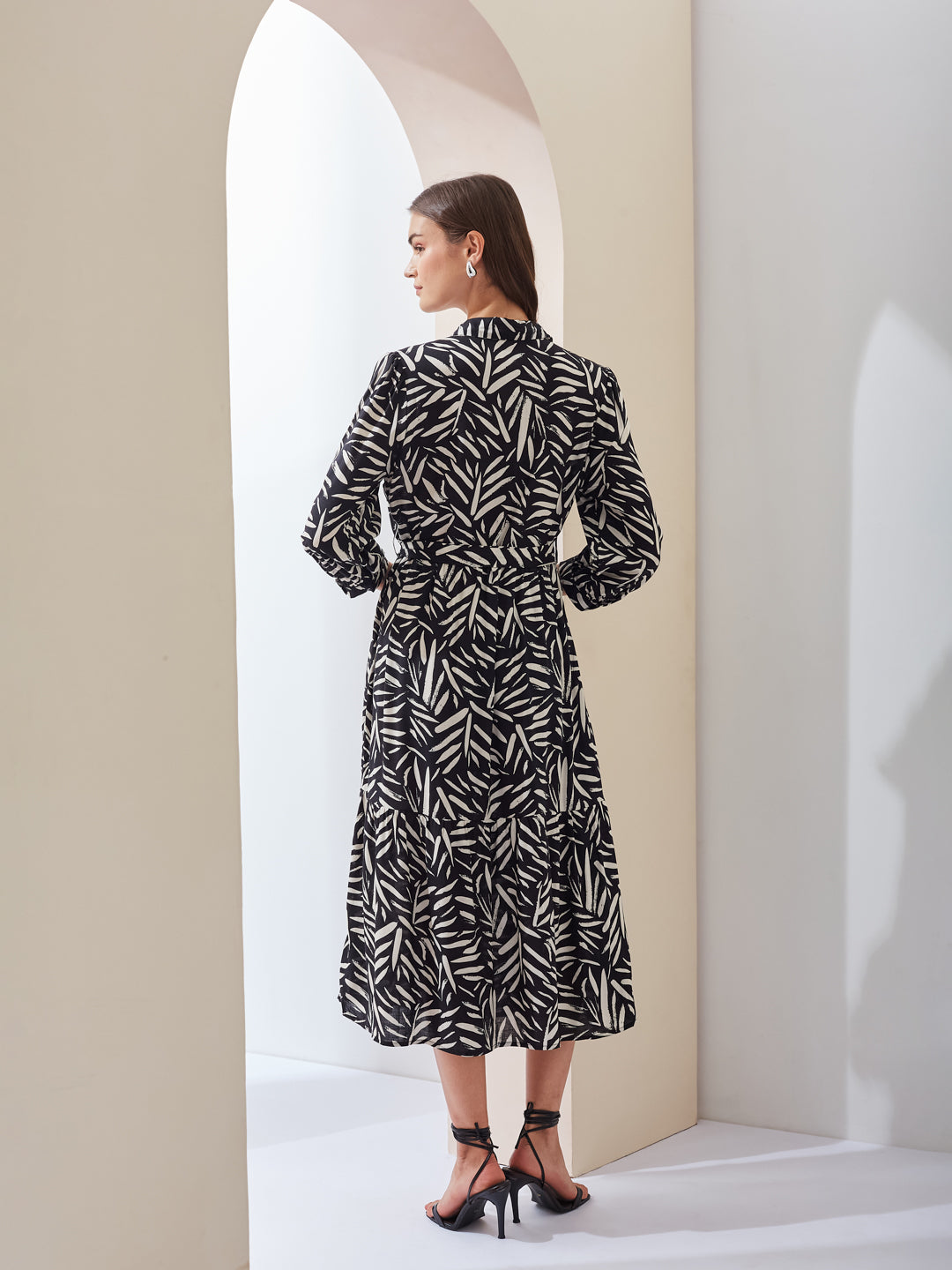 Latin Quarters Women A-Line Black 3/4Th Sleeves Collared Printed Casual Dress